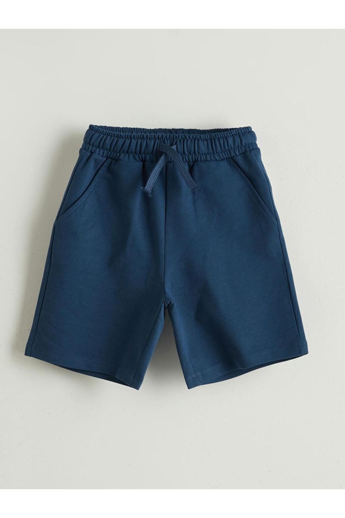 LC Waikiki-Printed Boy's T-Shirt and Shorts 2-Piece (S5) 4