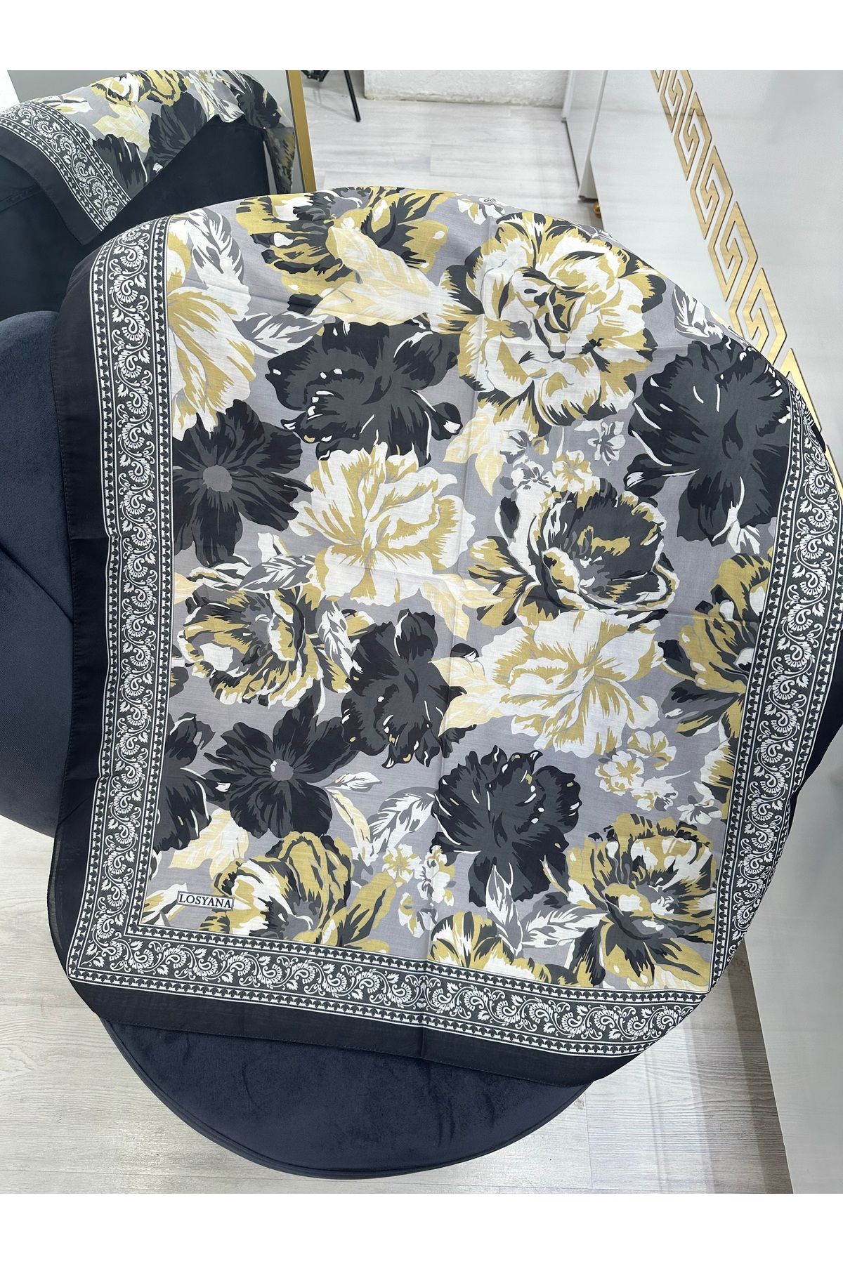NurScarf Rose Desen Pamuk İpek Şal