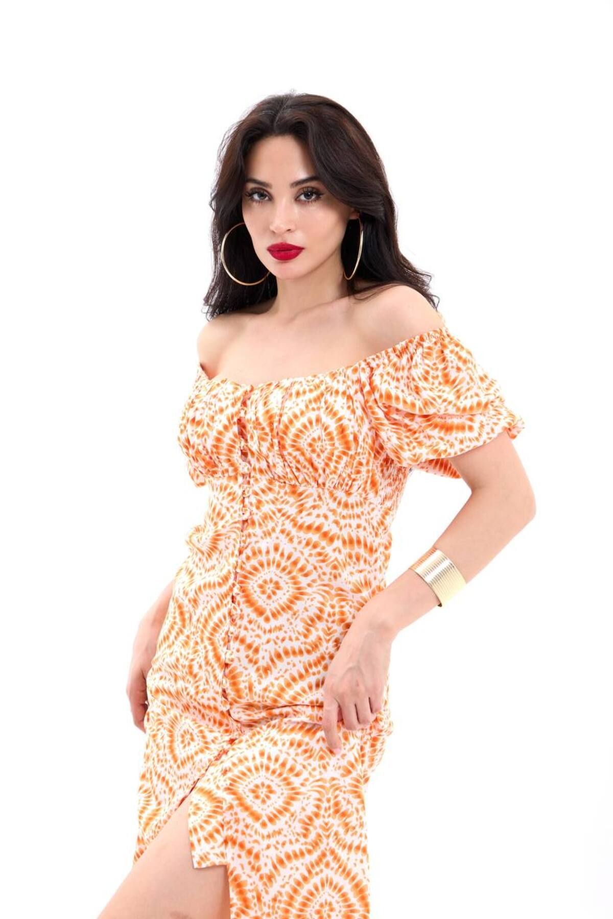 Castivo Fashion Kare Yaka Düğmeli Yırtmaçlı Desenli Elbise