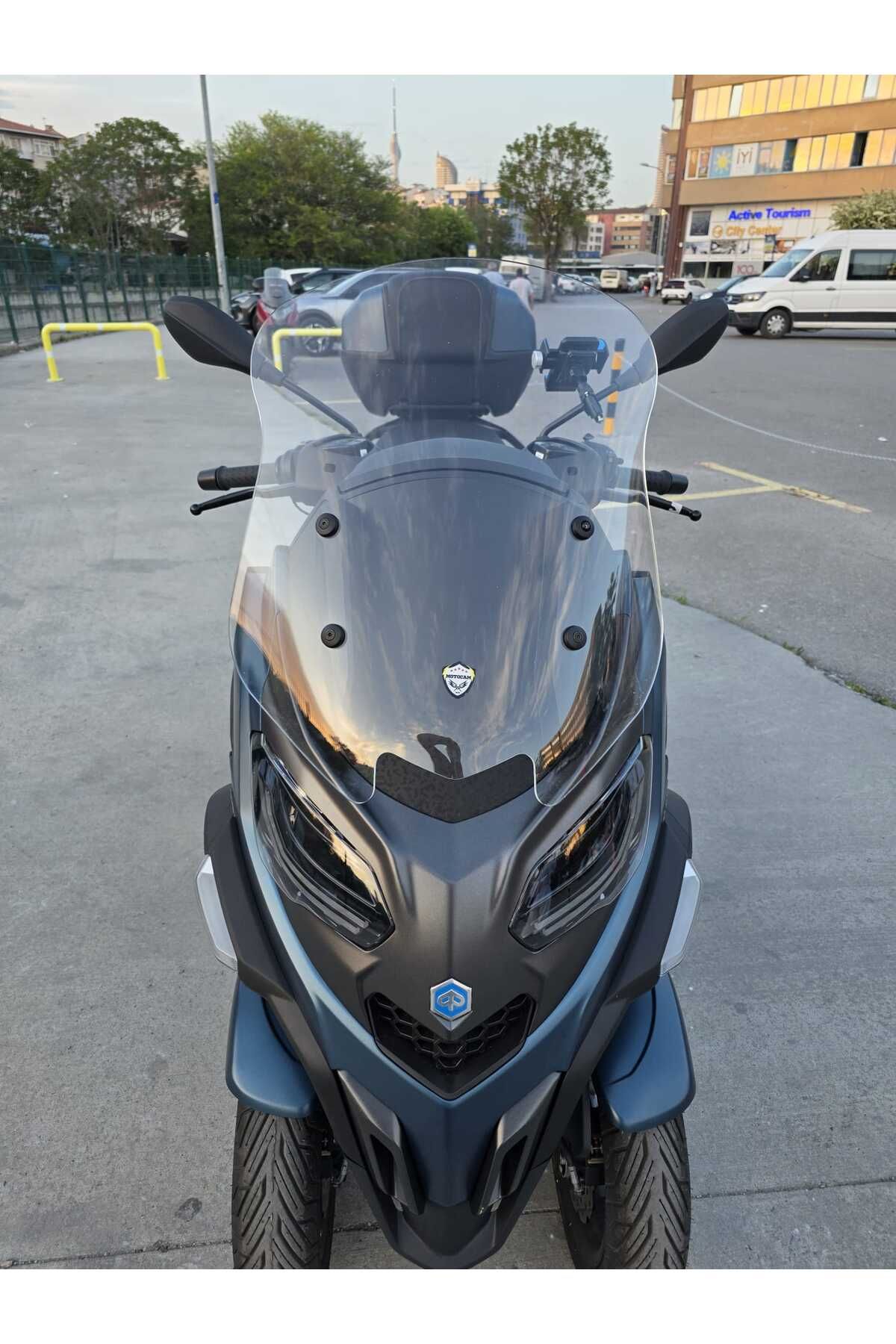 Piaggio MP3 530 Siperlik Ön Cam 2023-2025 Model 60cm Şeffaf Renkli 4mm ORTA BOYLU