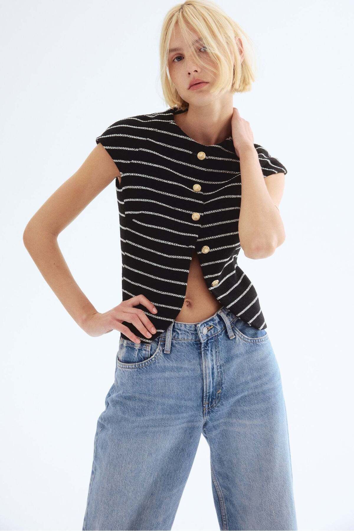 H&M-Button-front top 3