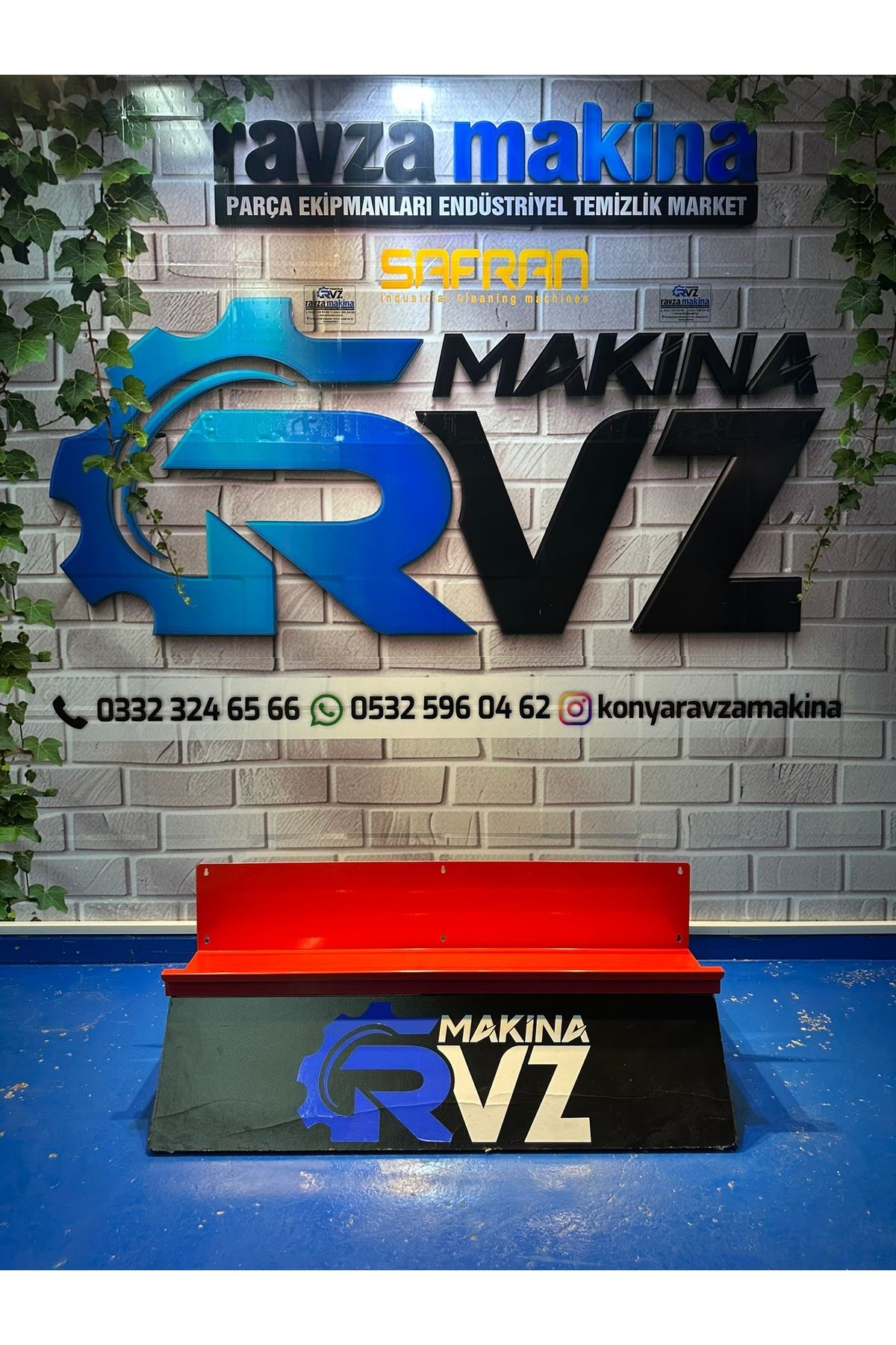 Ravza Makina Rvz 1 Mt Uzunluğunda Raf - Kırmızı Renk / Oto Detailing Metal Düzenleyici