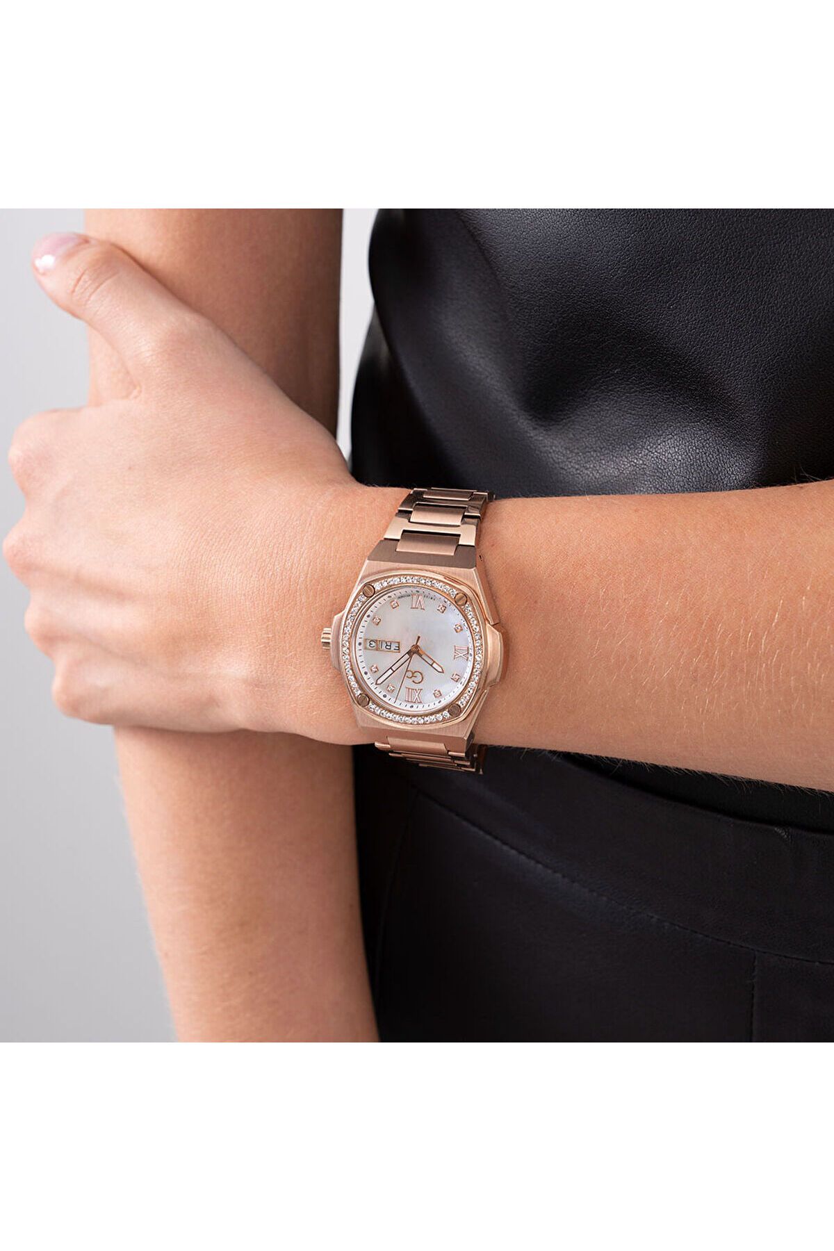 Guess Collection-ساعة يد نسائية Gcy98002l1mf 7
