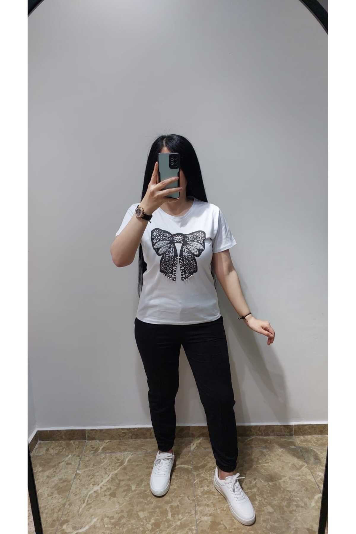 Nida Çelik Collection İnci İşlemeli T-shirt Eşofman Takımı