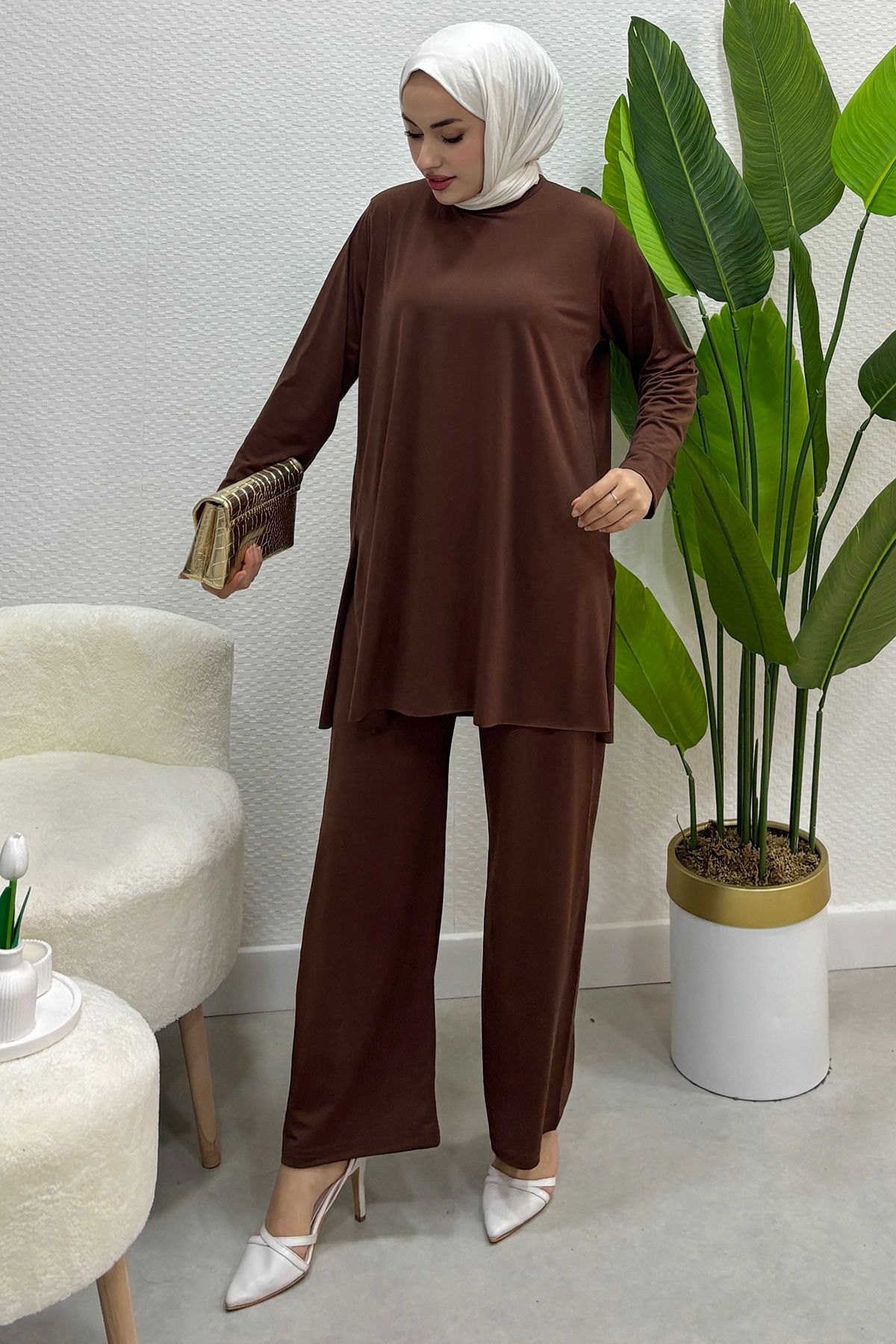 Tesettür Diyarı Düz Model Yazlık İnce tril tril Sendy Kumaş Takım Std Beden 38-44 bedene Uyumlu