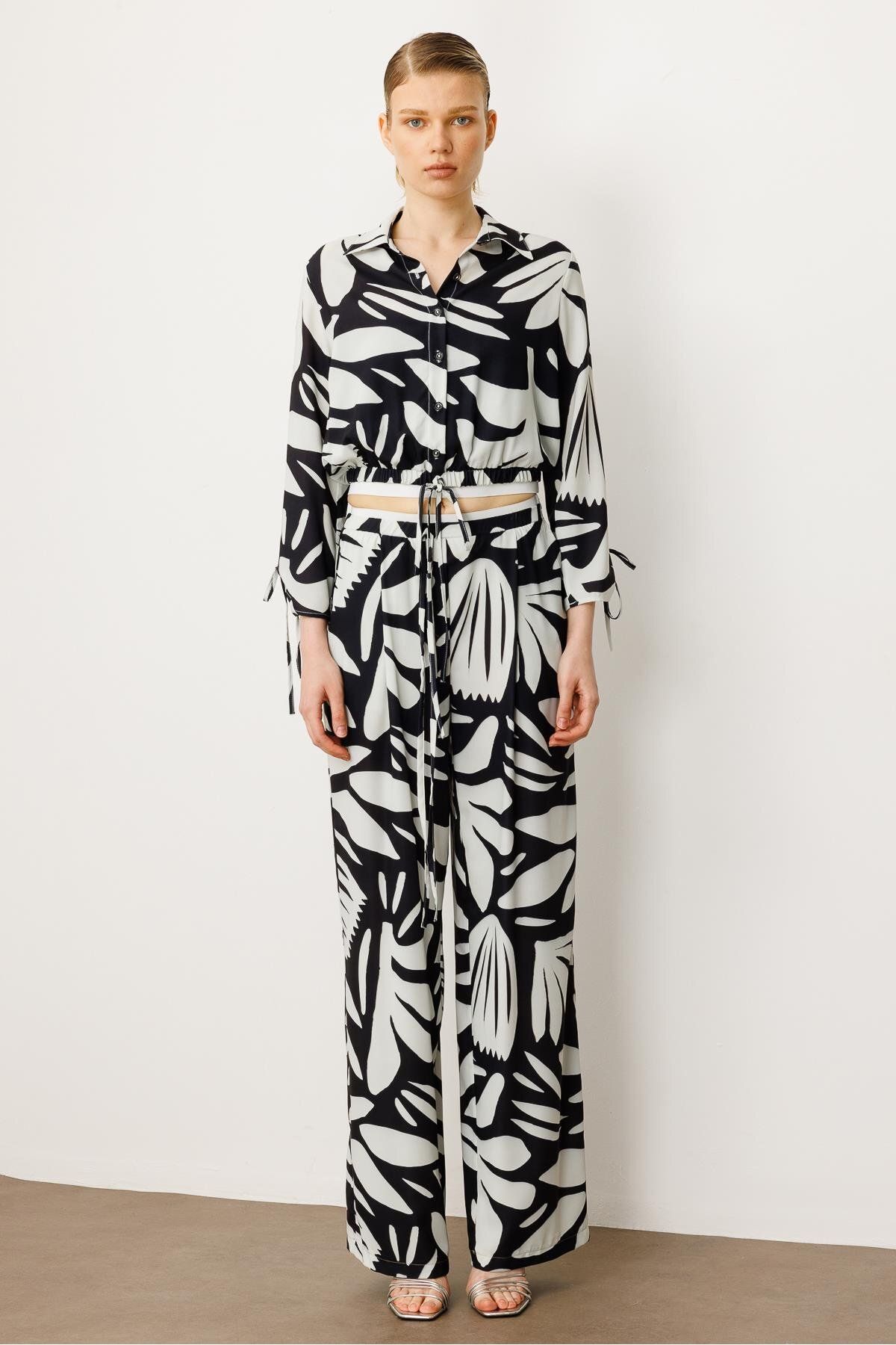 Moda İlgi-Modailgi Elastic Shirt with Binding Detail at Sleeves and Hem Black 4