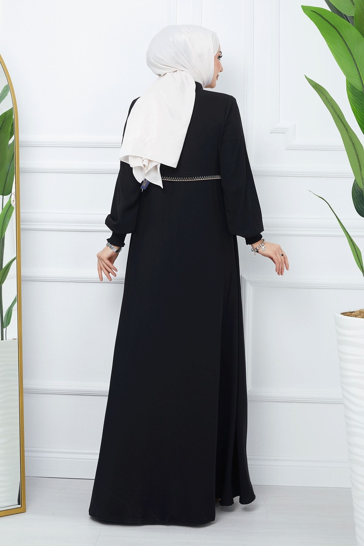 InStyle-Haftowana tkanina Mevlana Ferace - czarna 5