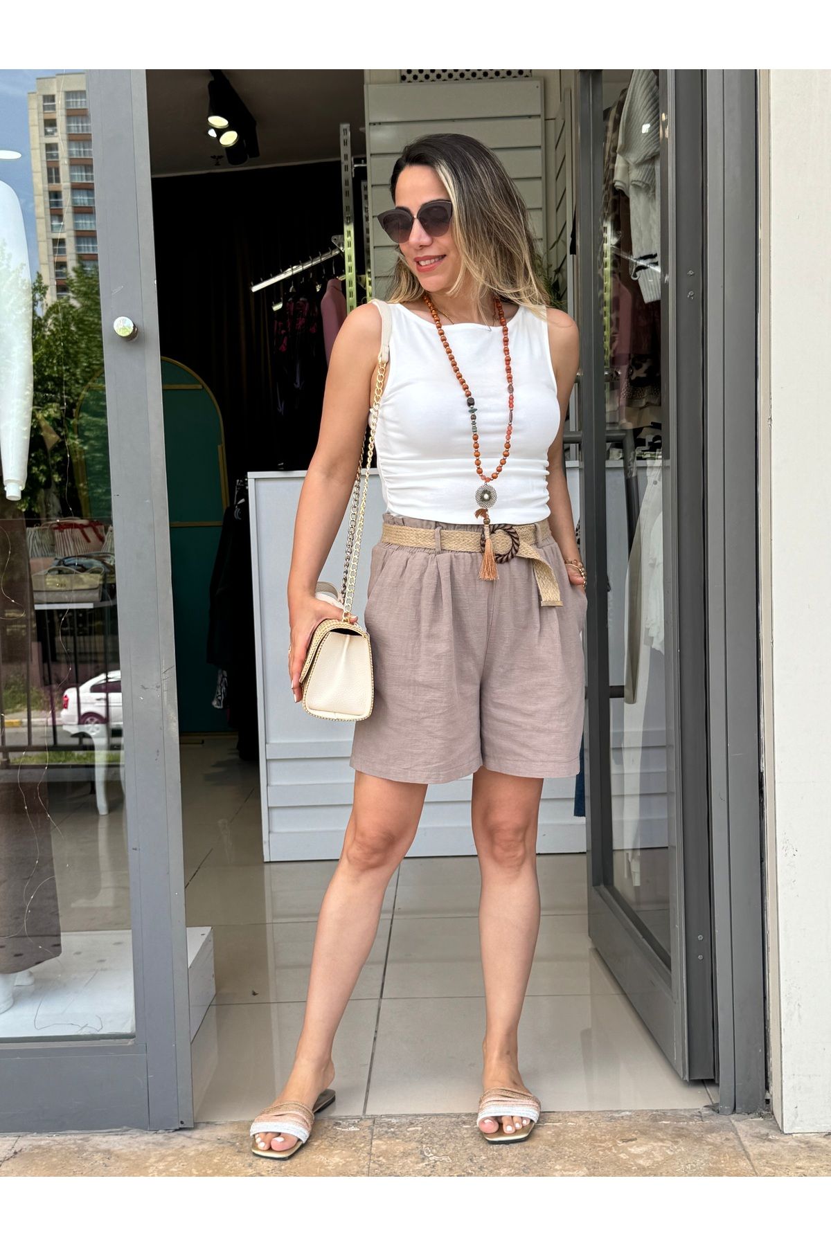 Rozella Butik Kemerli Şort Beli Lastikli Pamuk Kumaş