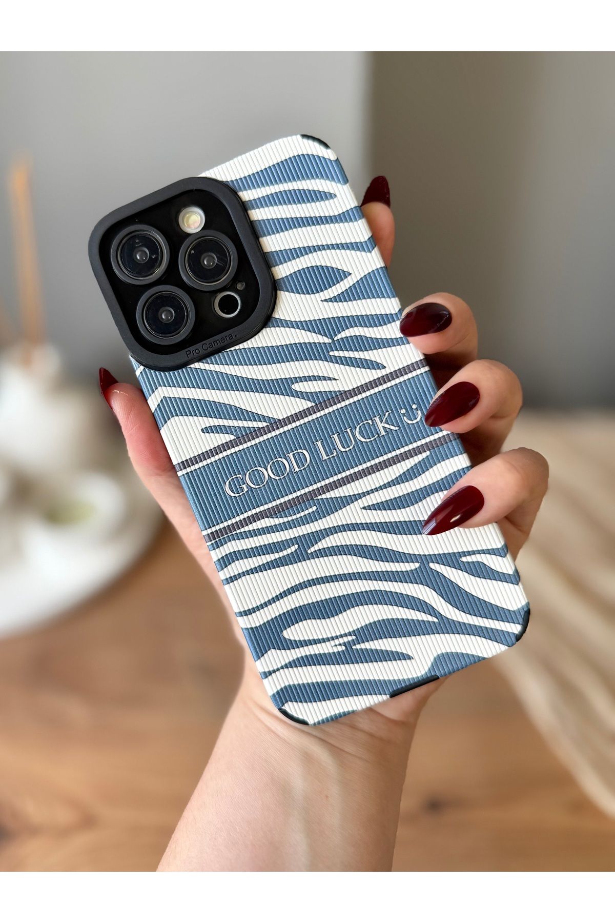 MirazTasarim IPHONE 13 PRO MAX MAVİ/BEYAZ ZEBRA DESENLİ YAZI DETAYLI KILIF