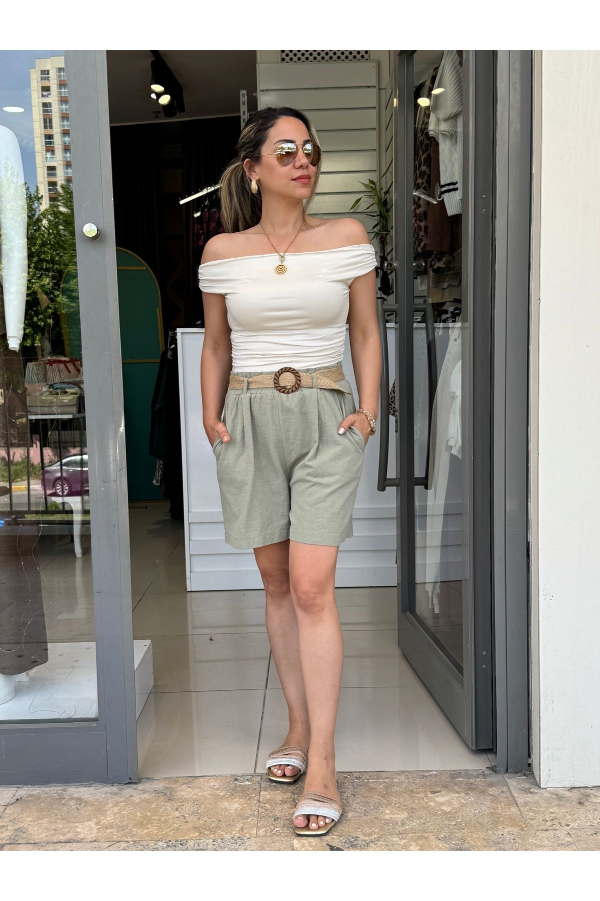 Rozella Butik Kemerli Şort Beli Lastikli Pamuk Kumaş