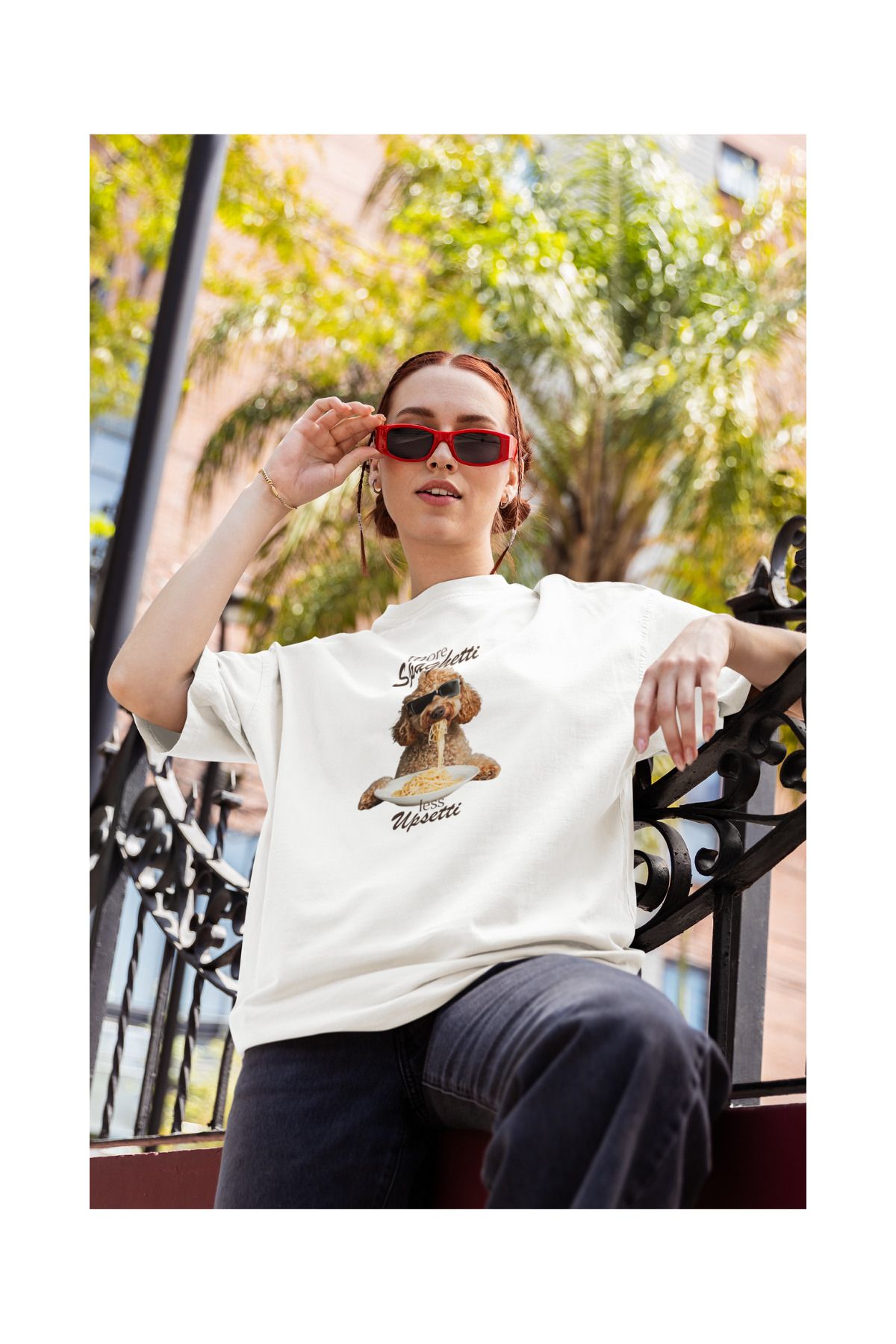 Le'sluette shadow of style KADIN %100 PAMUKLU KÖPEK SPAGETTİ BASKILI OVERSIZE T-SHIRT