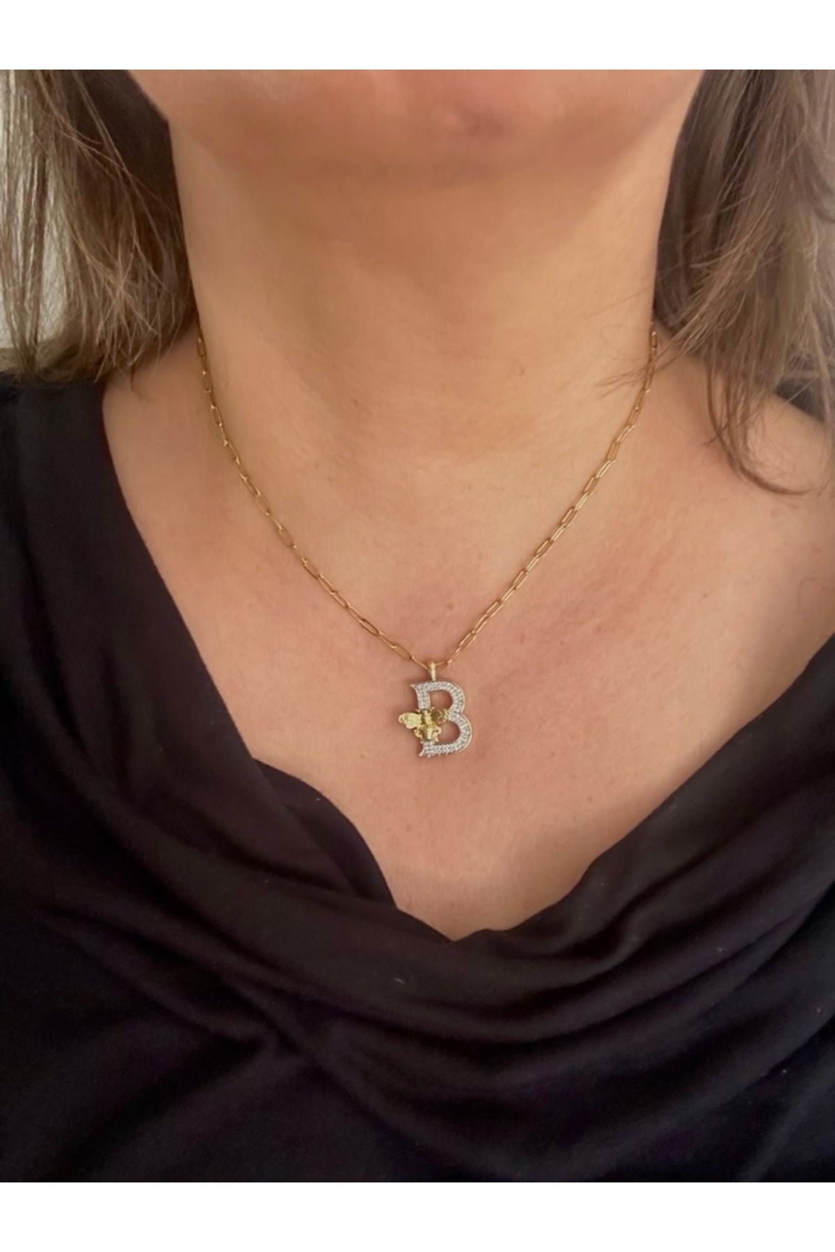 ALS Tasarım Dünyası Kadın Çelik Gold Renk İç İçe Geçirmeli Zincir Ucu B Harf Zirkon Taşlı Kenarı Arı Kolye 40+5 Cm