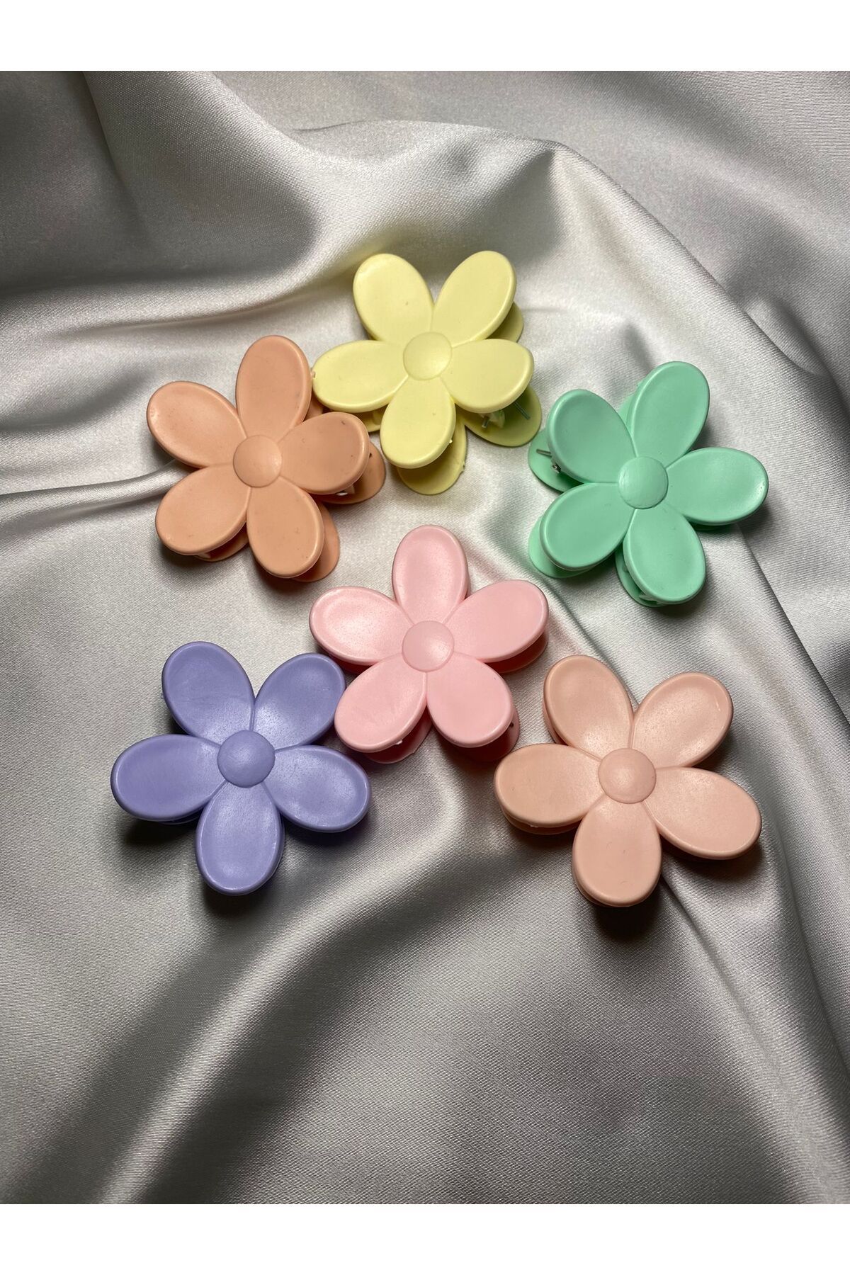 jemilas Pastel Renk Papatya Model 6 Adet 6 Cm Büyük Boy Mandal Toka