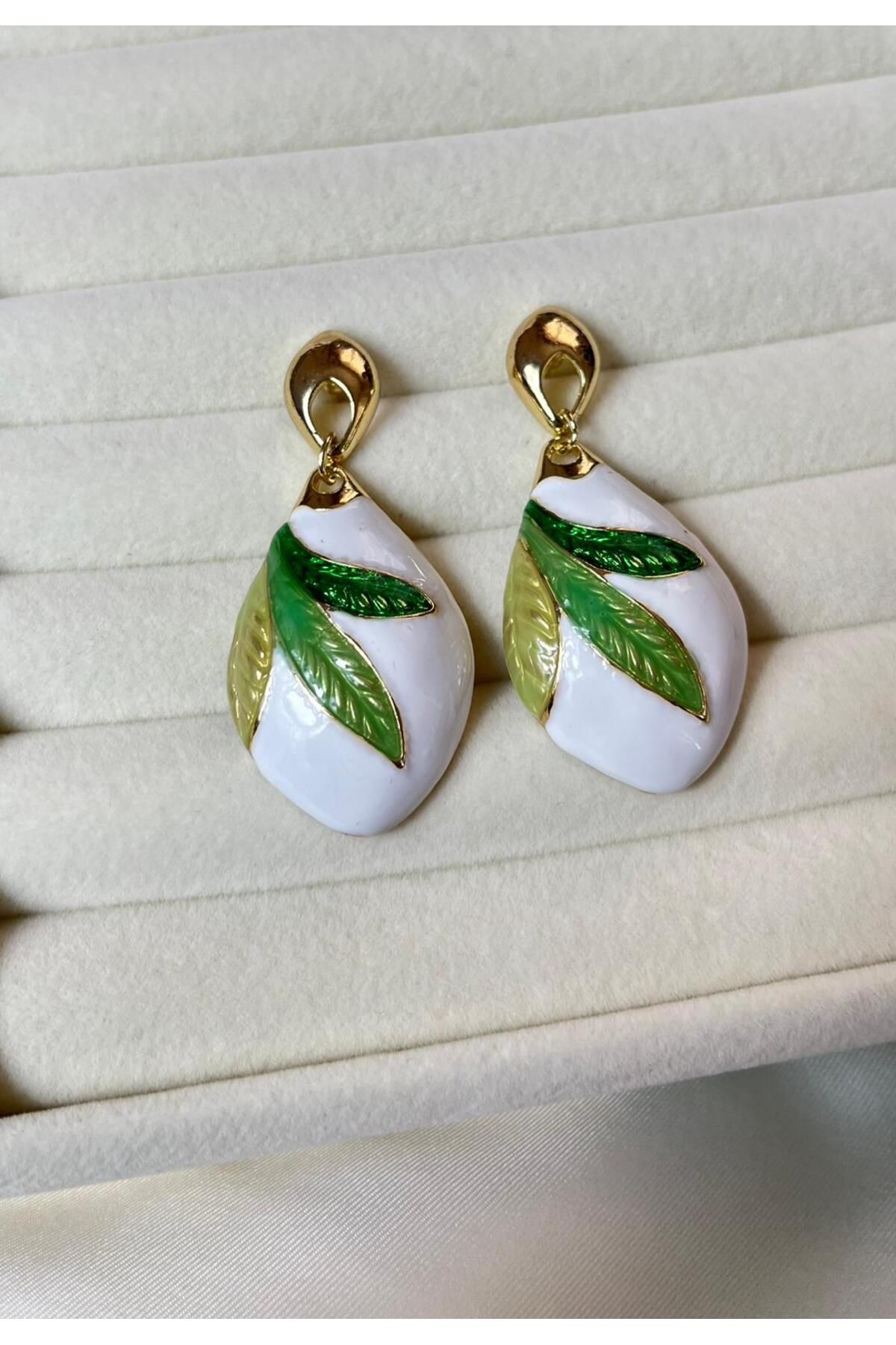 Orvix Accessories Yaprak Motifli Yeşil Kararmaz Sallantılı Vintage Kadın Yazlık Küpe Abiye Küpe Hediyelik Küpe