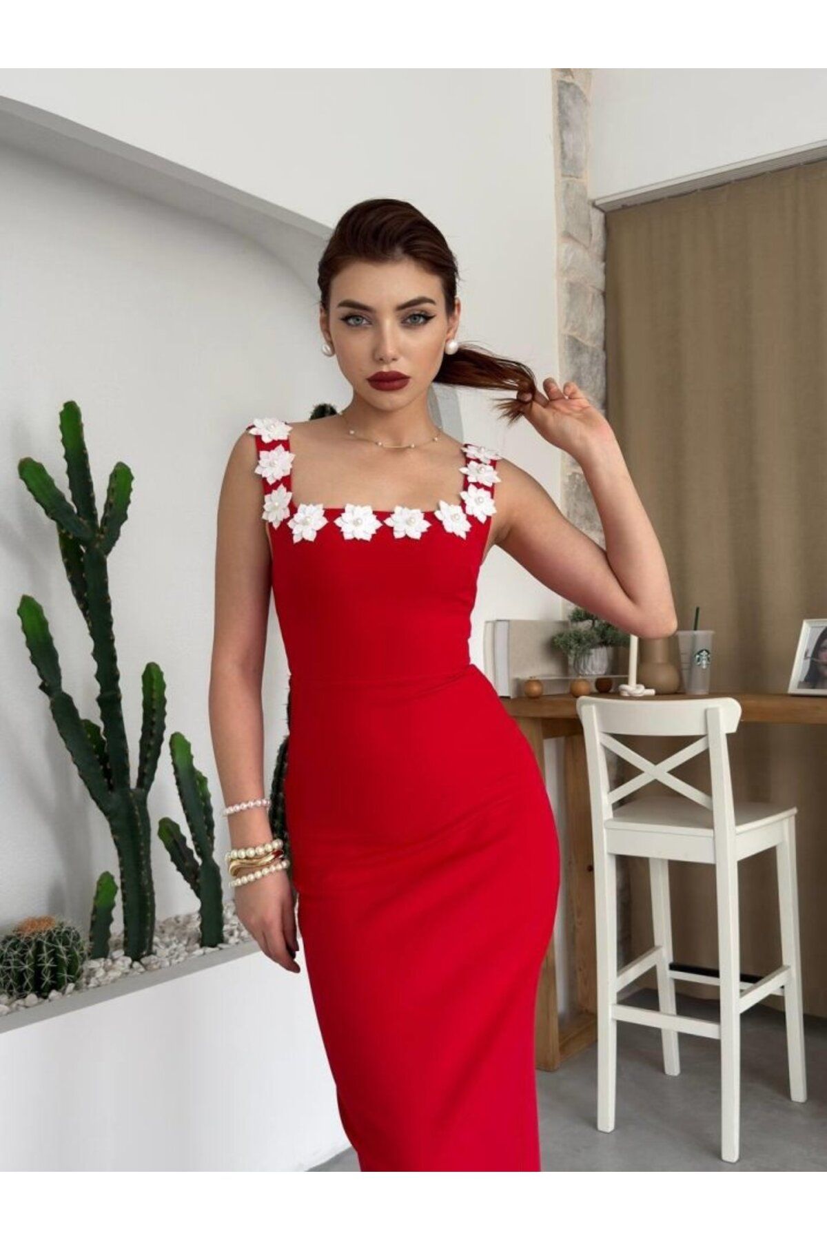 velmorafashion Mıng Çiçek Detaylı Elbise