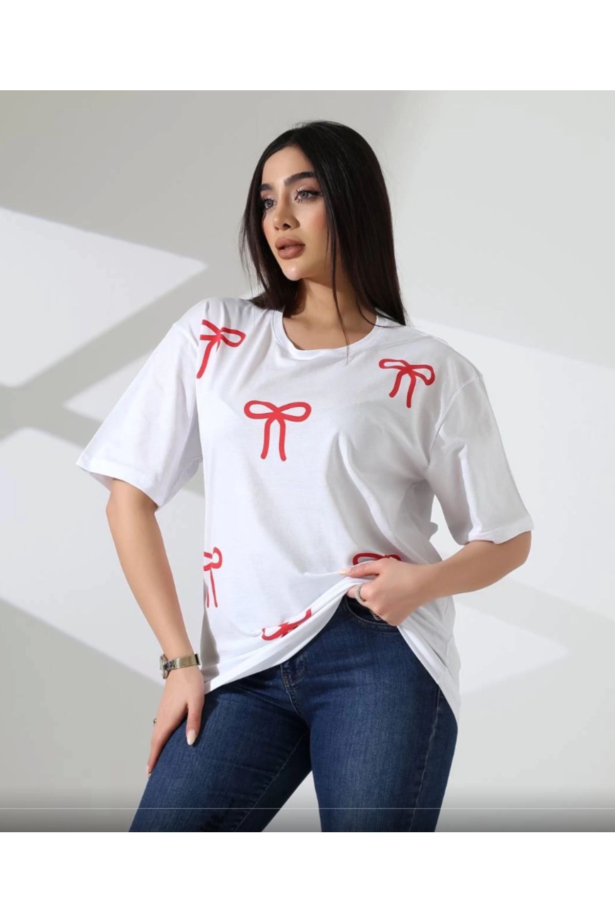 Butik Kurdele Baskılı Tişört