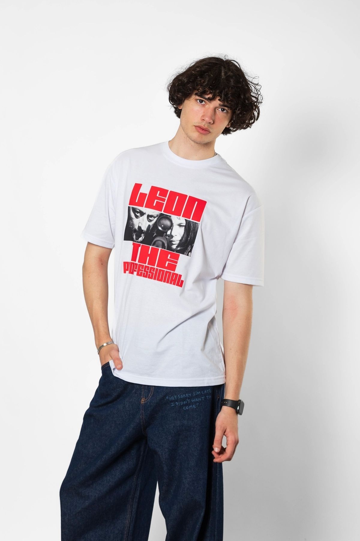 Sekizbiraltı Leon The Professional Baskılı Oversize Unisex Beyaz Tshirt