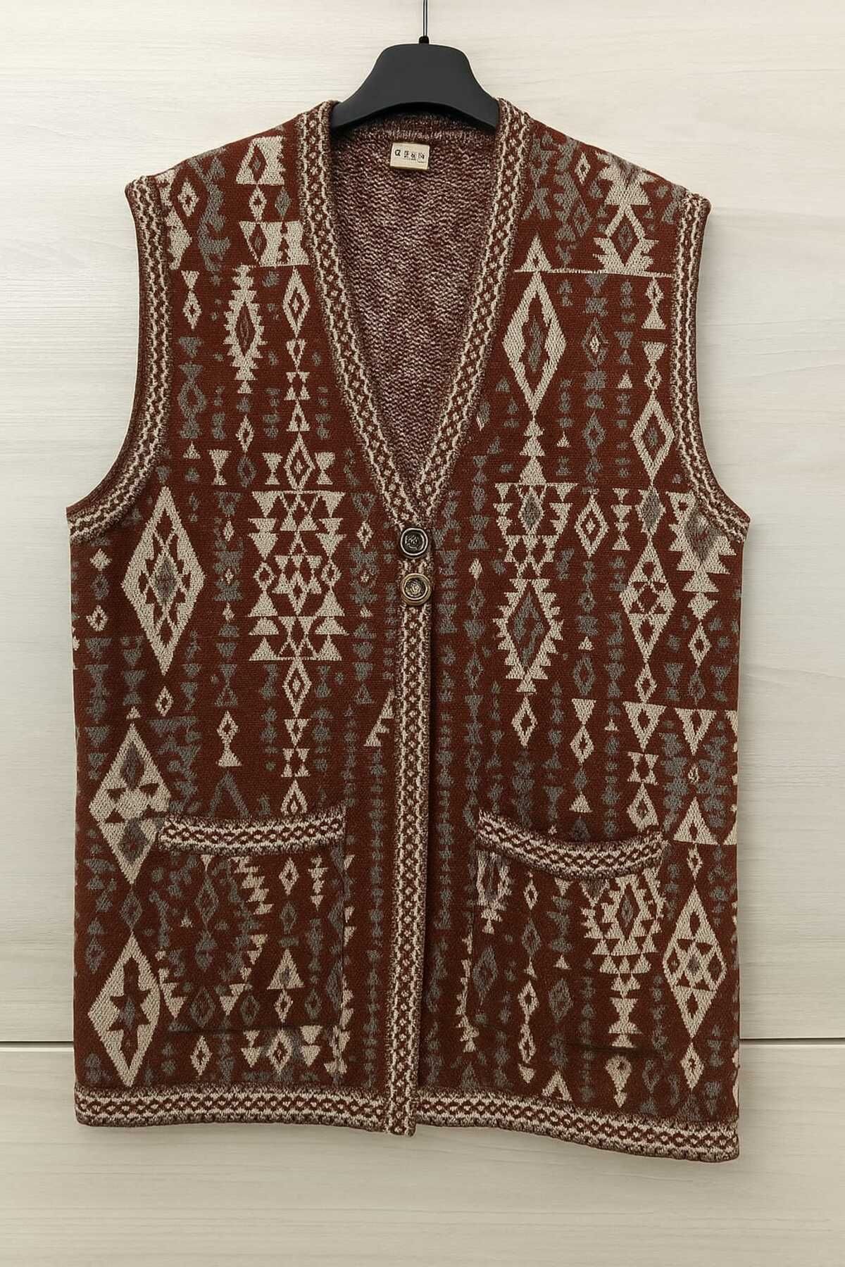 gigigiyim Kilim Desenli Düğmeli Cepli Anne Yelek