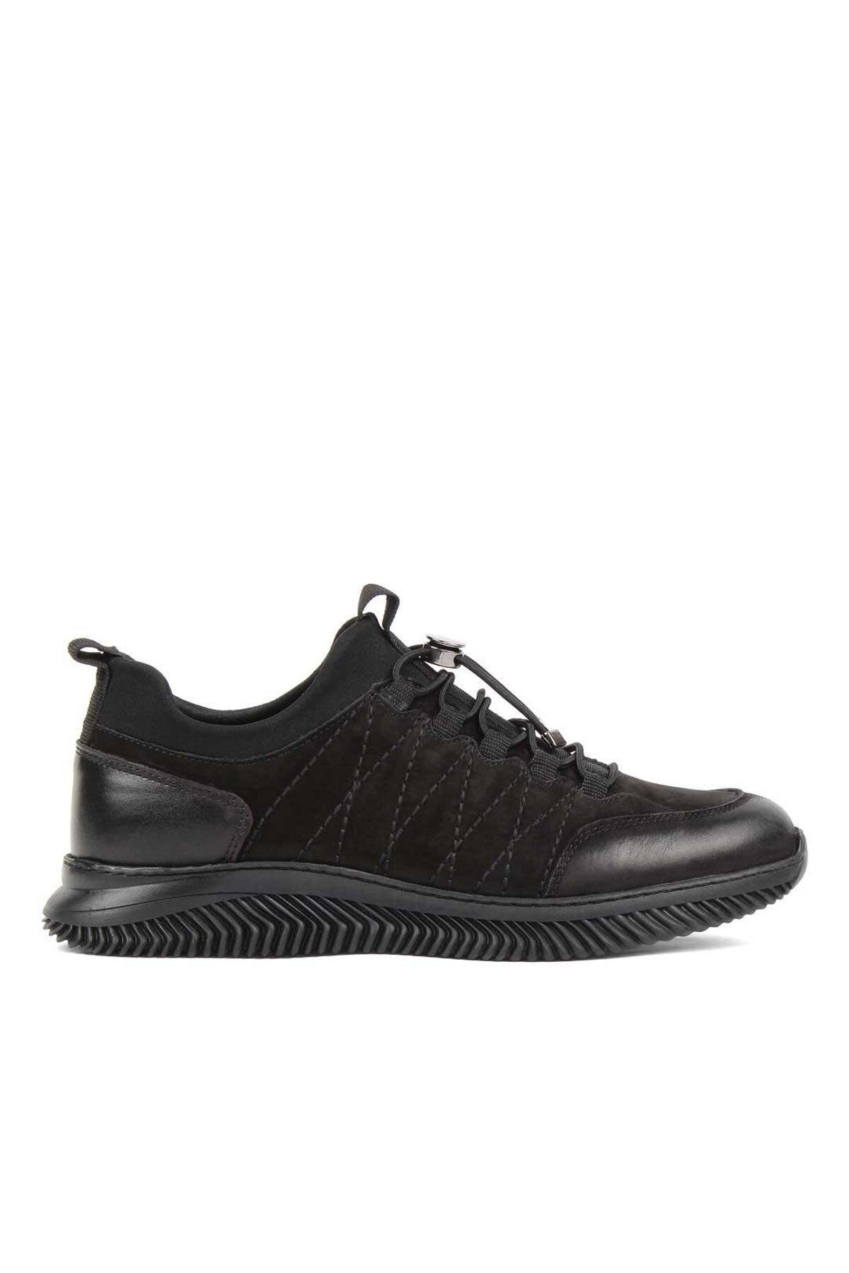 Celal Gültekin Erkek Siyah Bağcıklı Kalın Tabanlı Nubuk Deri Sneaker