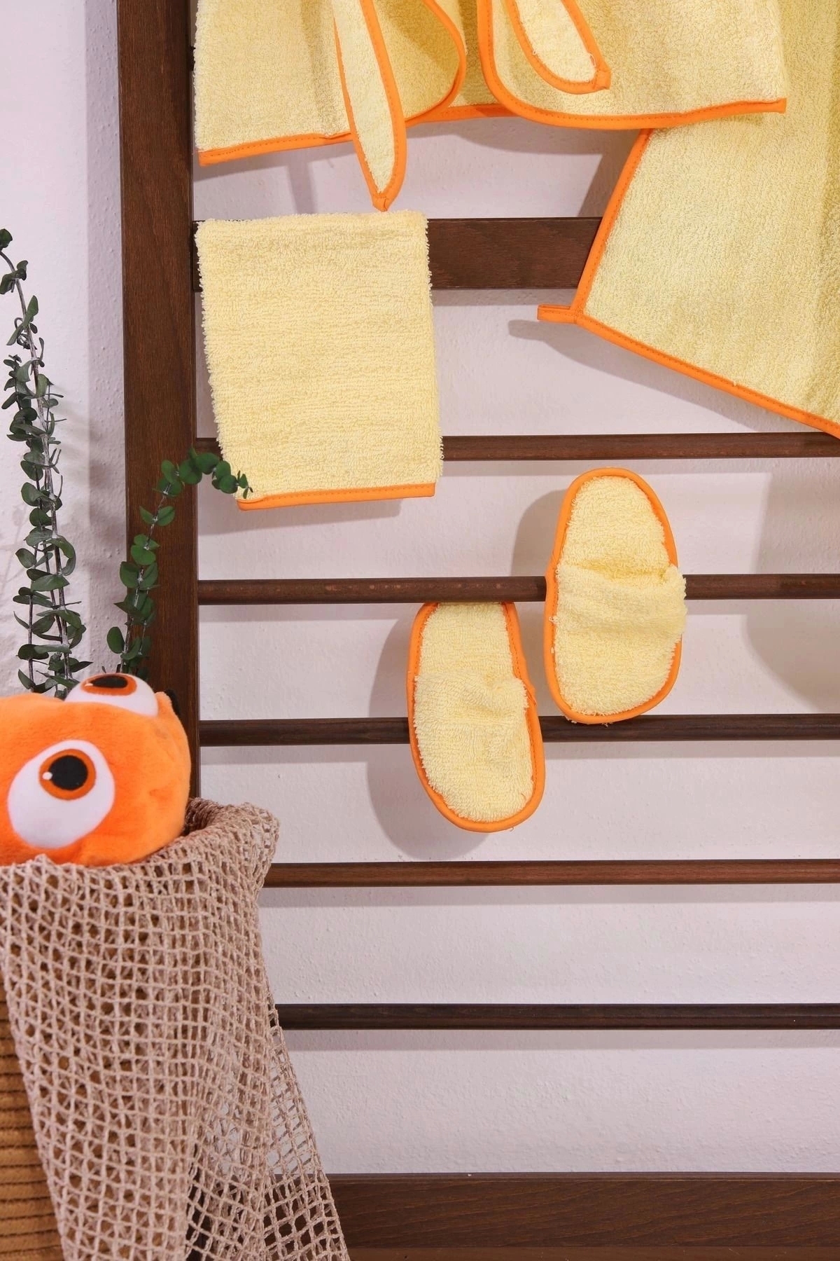 Buude Kids Aslan Figürlü 4 Parça Unisex Bornoz Seti fotoğrafı 7 (önizleme)