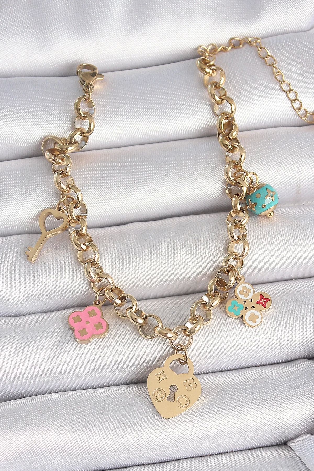 GLIMMERY 316L Çelik Gold Renk Zincir Sallantı Kilit Kalp Figür Anahtar Model Kadın Bileklik