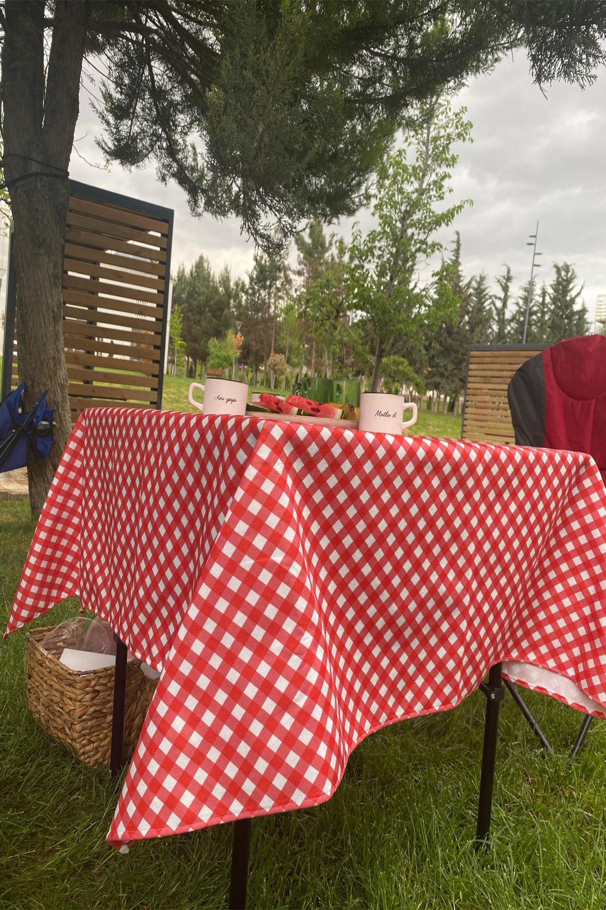 aymira home-Digital Printing Multipurpose Plaid Square Red Gingham Tableware Cloth Table Picnic Camping Cloth 140*140cm 4