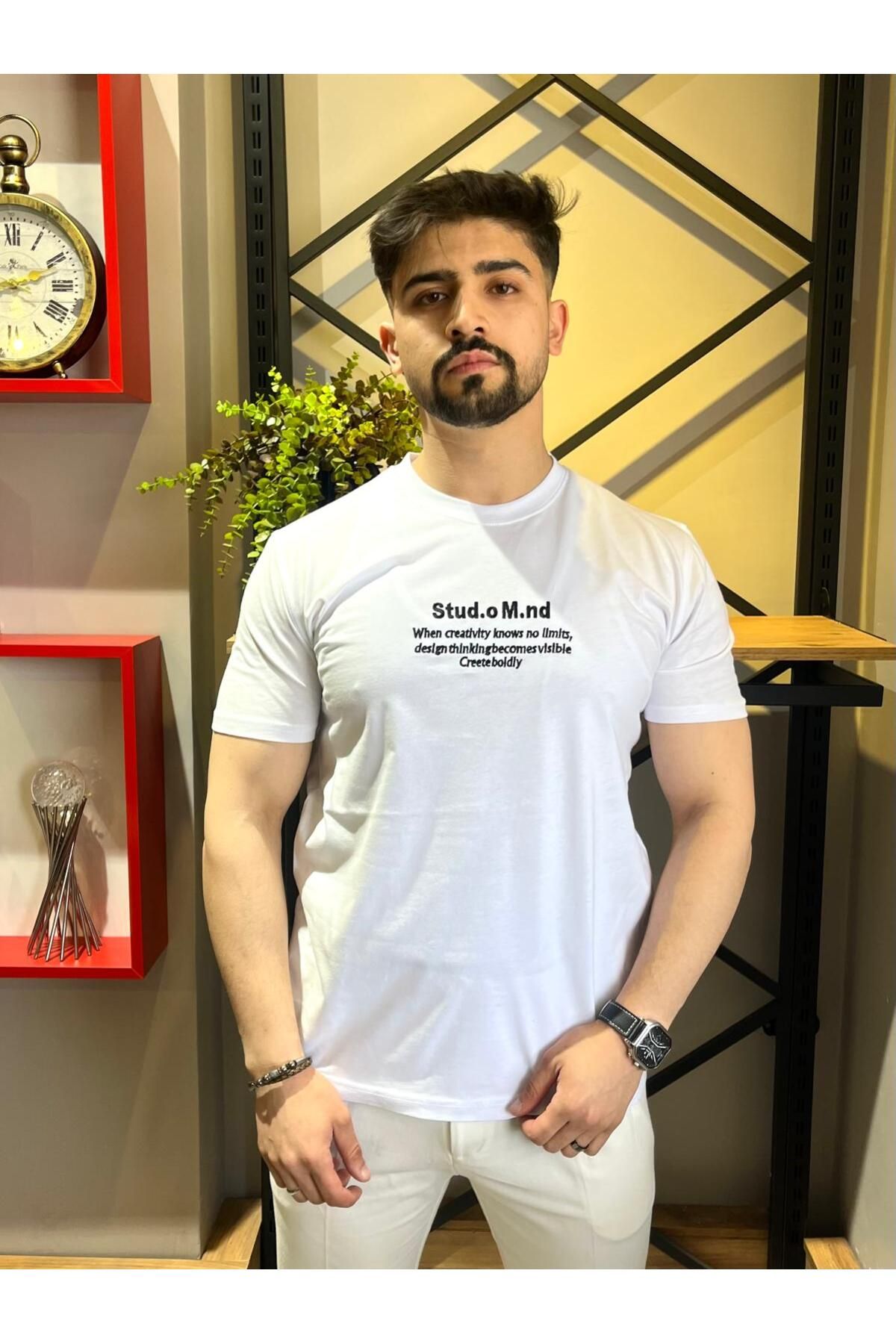Butik Unisex Basic Ön Nakış İşlemeli Bisiklet Yaka Beyaz Tişört