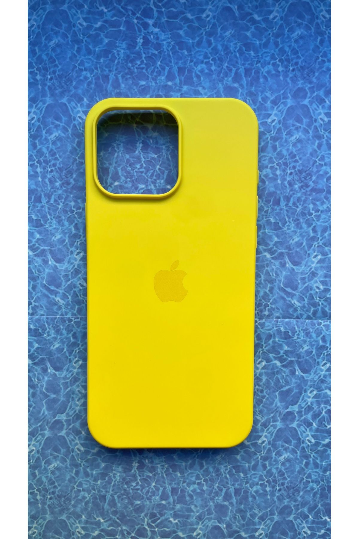 BCNCASE IPHONE 15 LOGOLU İLE UYUMLU LANSMAN SİLİKON İÇİ KADİFE KAPAK KILIF