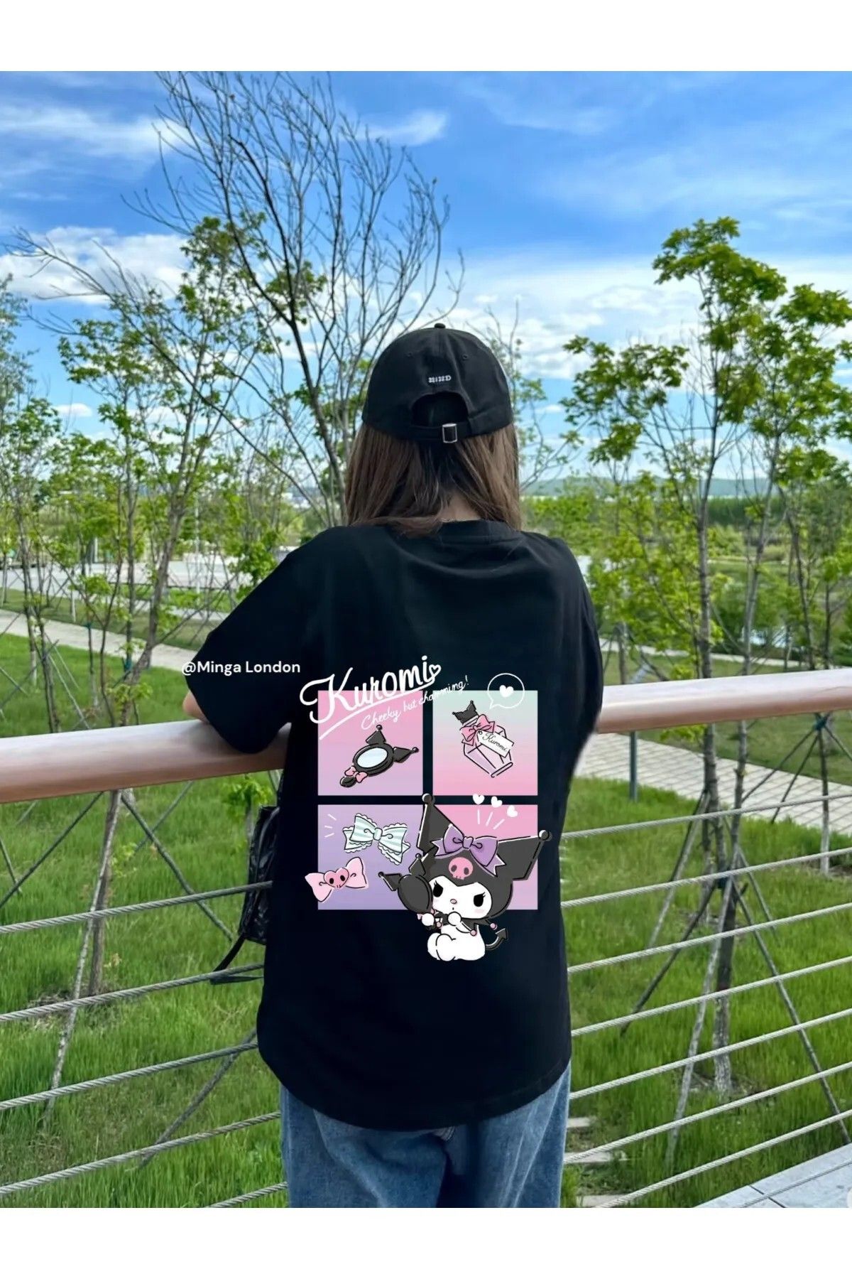 weywot Siyah Kuromi Beauty Sırt Baskılı Oversize Unisex T-shirt