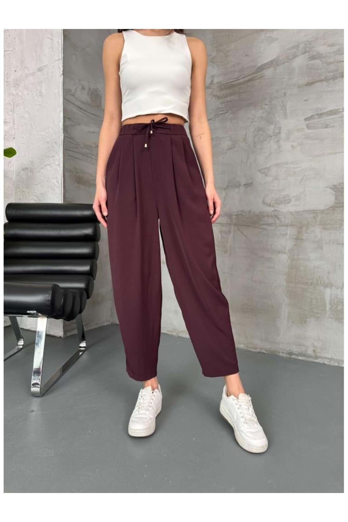 Lady Pixie Beli İp Detaylı Pileli Pantolon