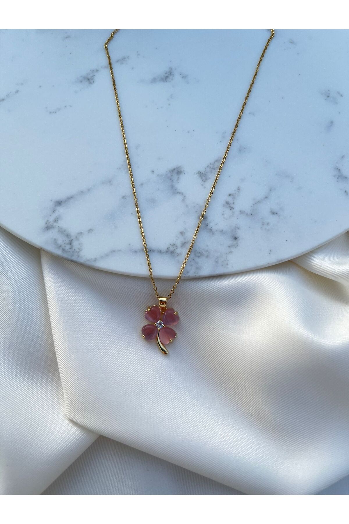 Orvix Accessories Gold Zincir Pembe Yaprak Temalı Kararmaz Kadın Kolye Yazlık Kolye Abiye kolye