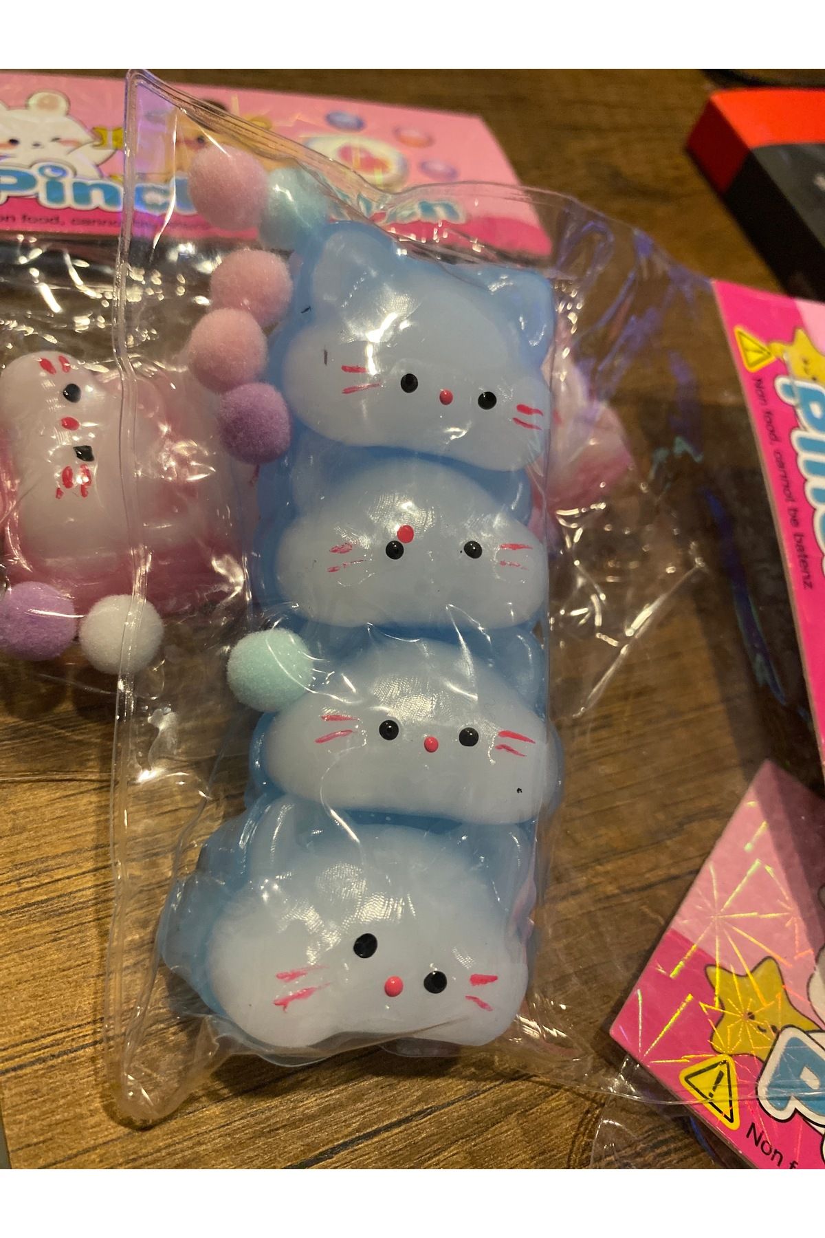 Toys Kedi sukuşi