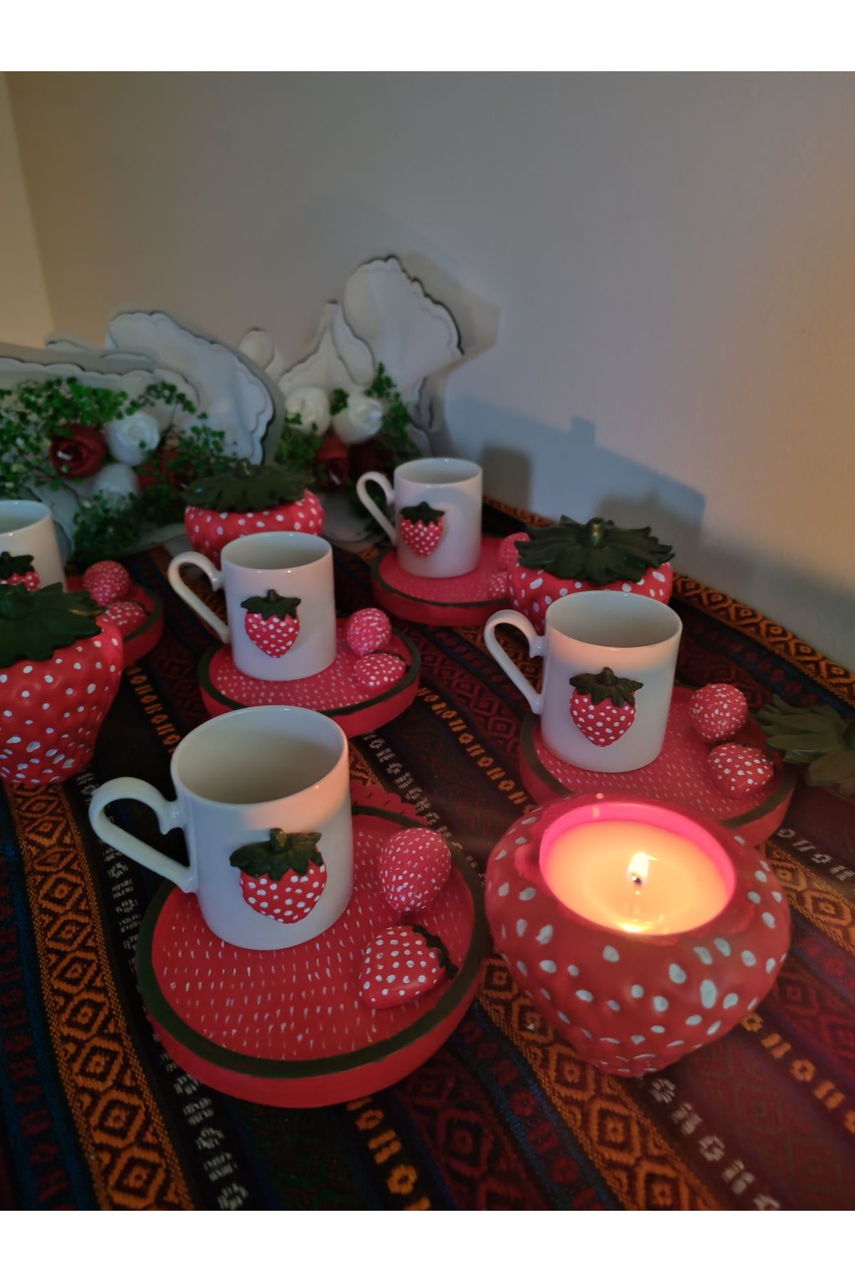 RivelCandle Çilekli Huzur" Aromaterapi ve Kahve Keyfi - Türk kahvesi ve mum Kokulu seti -