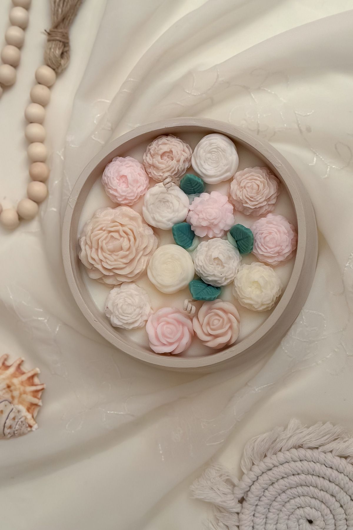 Mia Bella Pastel tonlarında çiçek kasesi mum