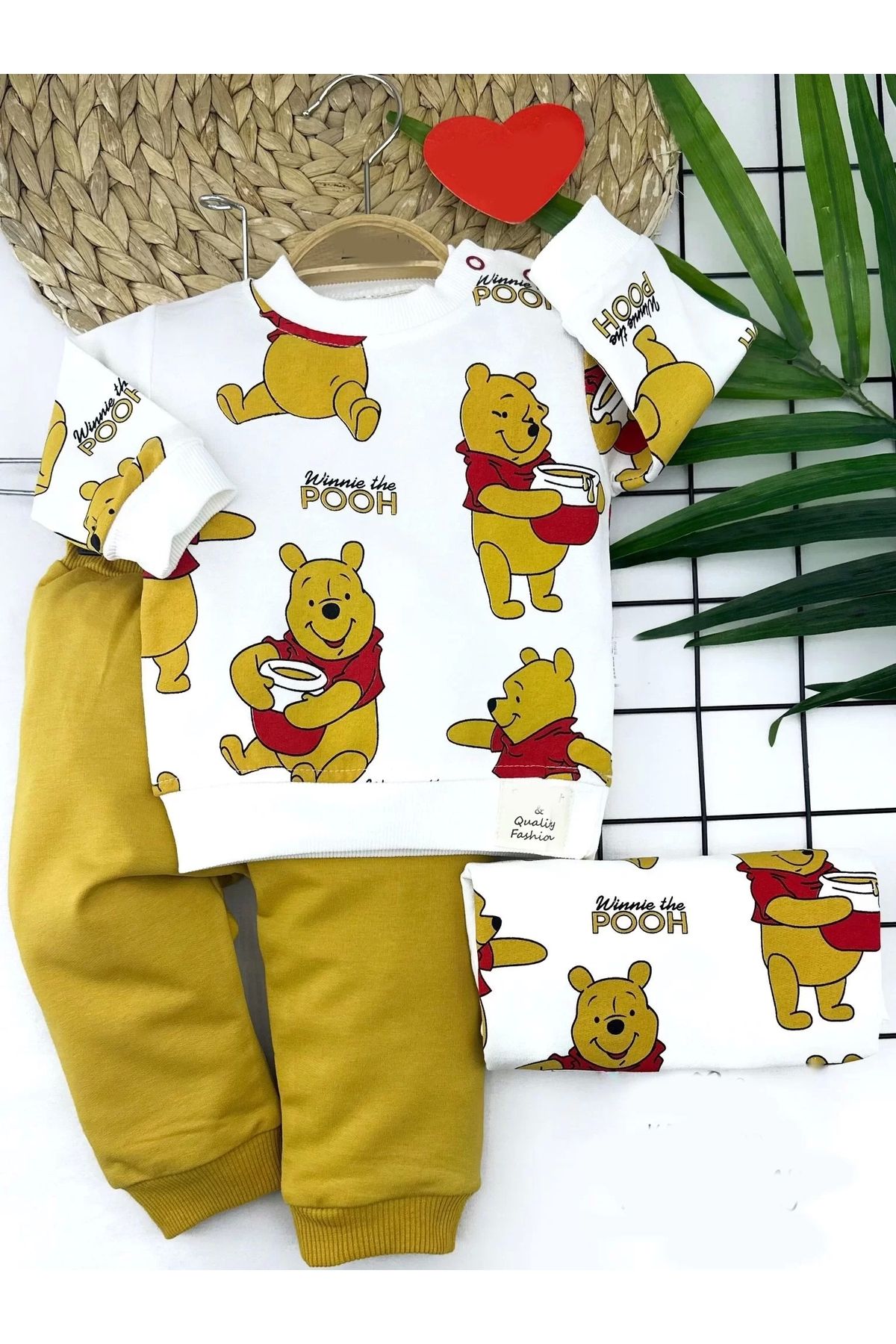 Moda Şahsenem Pooh Baskılı Yaka Çıtçıtlı Uzun Kollu Sweatli 2li Kız Erkek Bebek Takımı Sarı