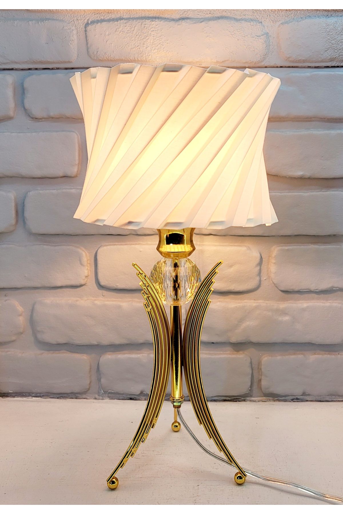 Decodelight Modern Dekoratif Gold Metal Angel Model Pileli Kumaş , Makrome ve Kağıt İpli Şapkalı Abajur
