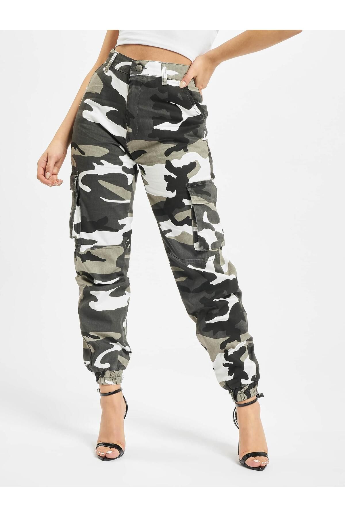 complete the look image