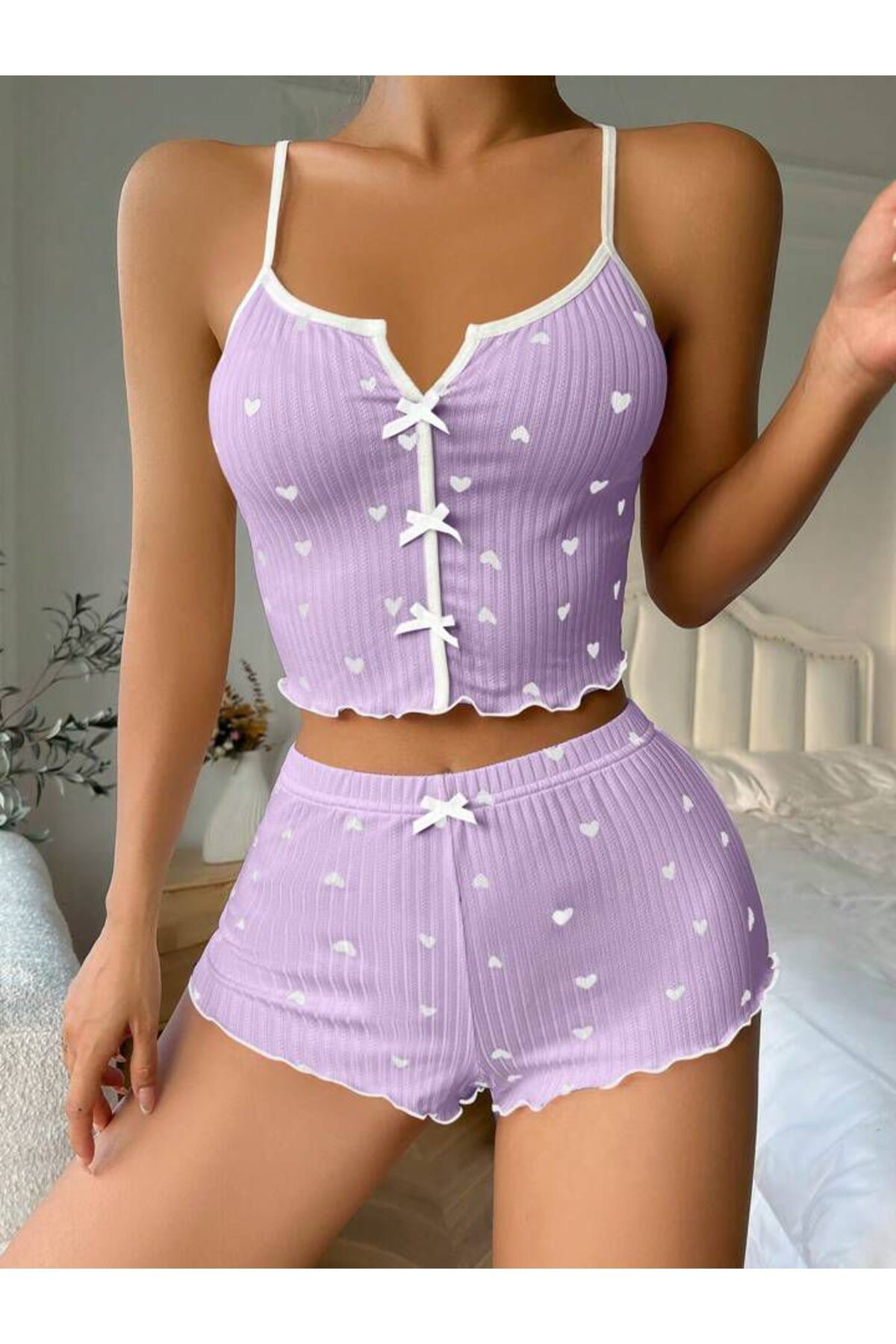 DRESSY LIFE Kalp Desenli Fiyonk Detaylı Şortlu Askılı Crop Pijama Takımı (Mor)