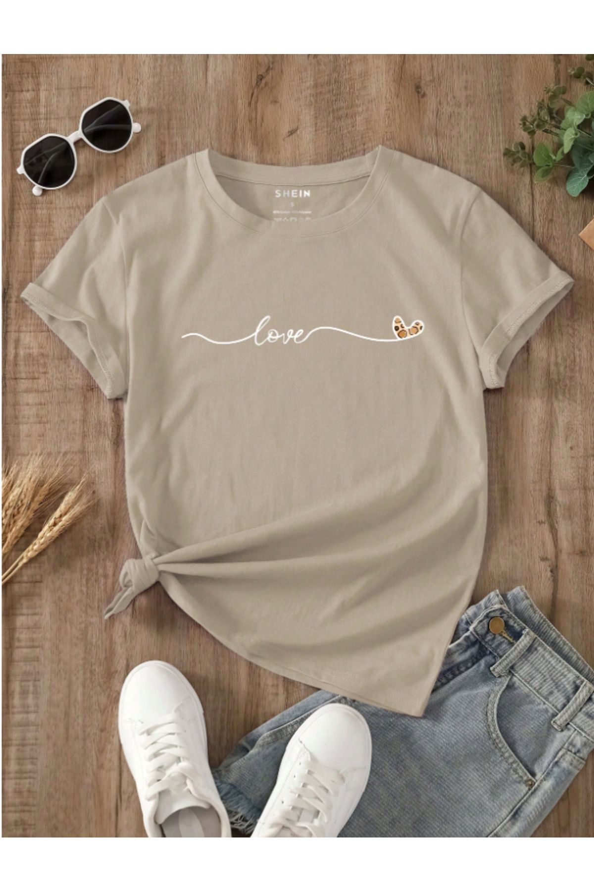Trend Sizde Unisex Pamuklu Love Kalp Ön Baskılı Tasarım Tshirt