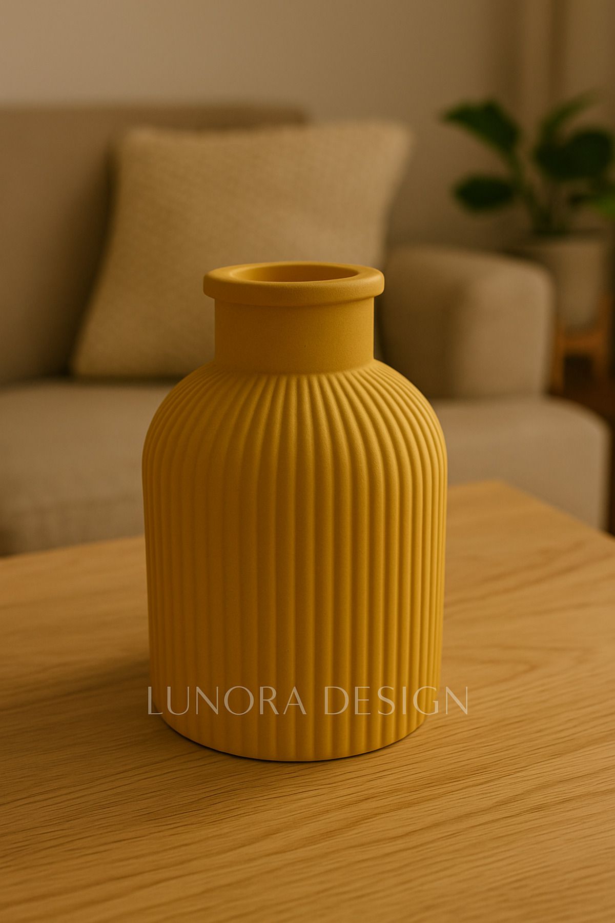 Lunora Design El Yapımı Hardal Sarısı Dekoratif Vazo – Dikey Çizgili | Lunora Design