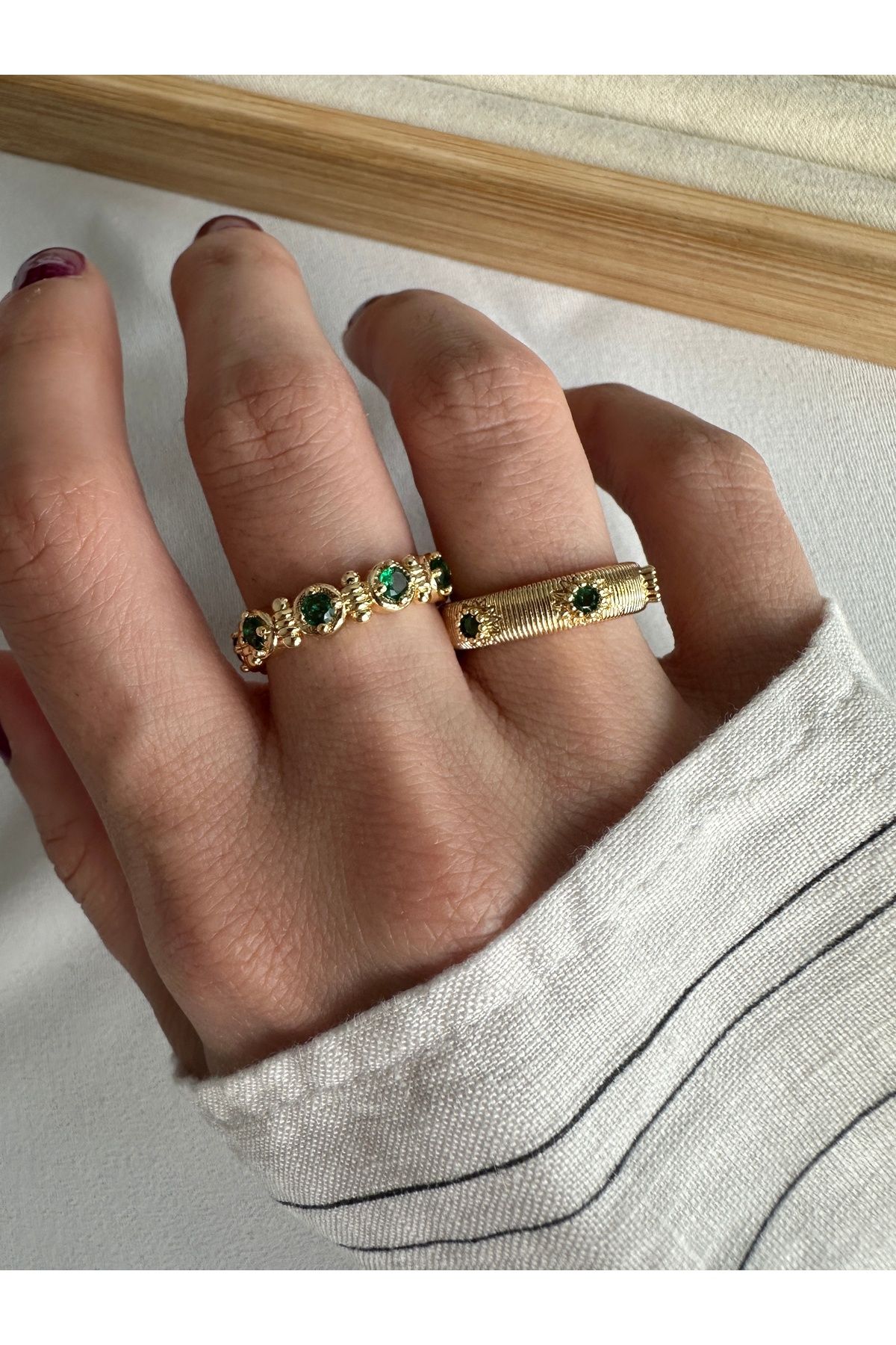 ringbox Yeşil Nokta Detaylı 2'li Yüzük Seti