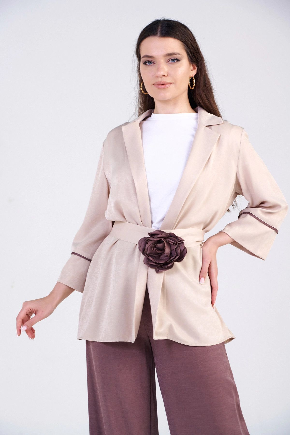 TREND KADIN Trend Kadın Modern Tasarımı Ve Rahatlığıyla Tarzınıza Sofistike Bir Dokunuş Katıyor.