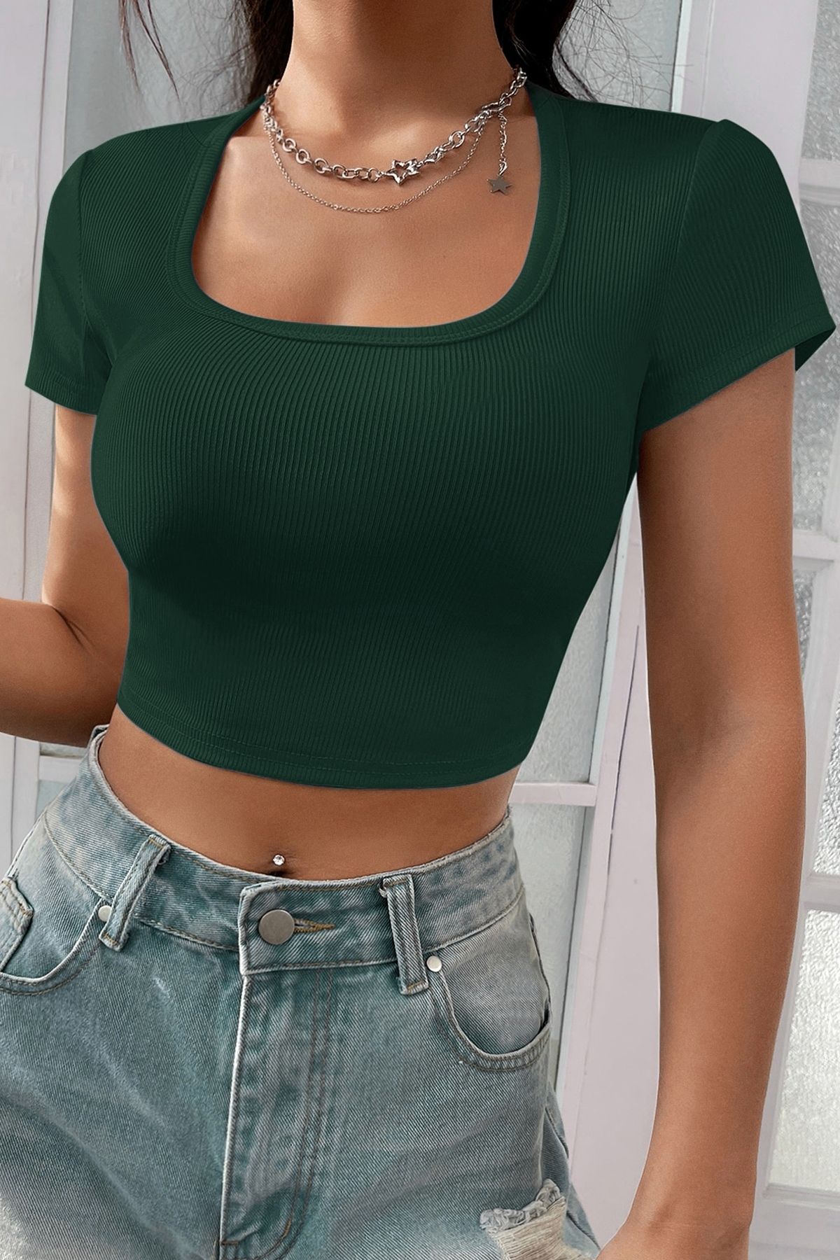 Moda Şahsenem Kadın Yeşil Yarım Kol Düz Yaka Crop Top Bluz