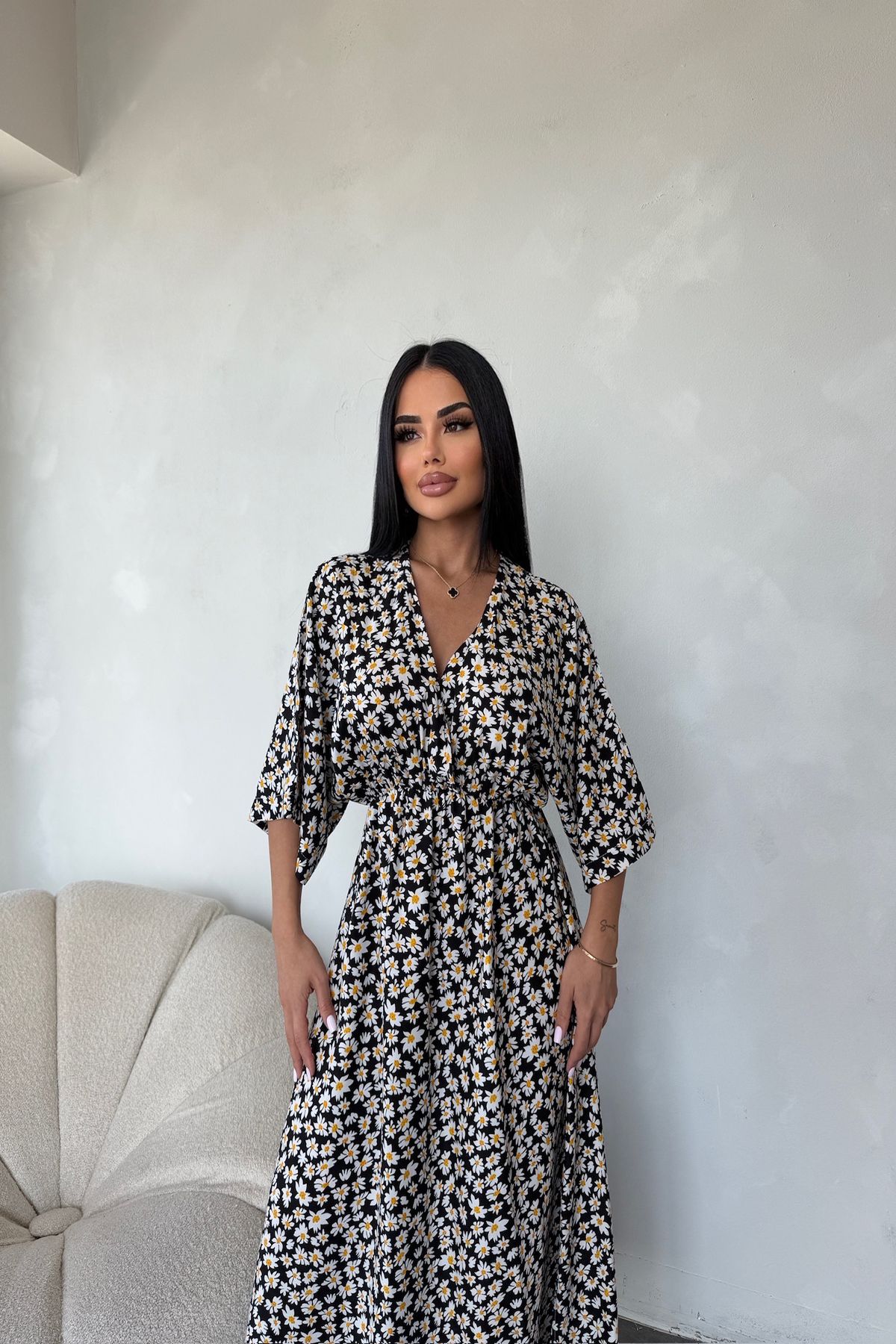 kamacibutik Kruvaze Yaka Çiçek Desenli Viskon Kumaş Elbise