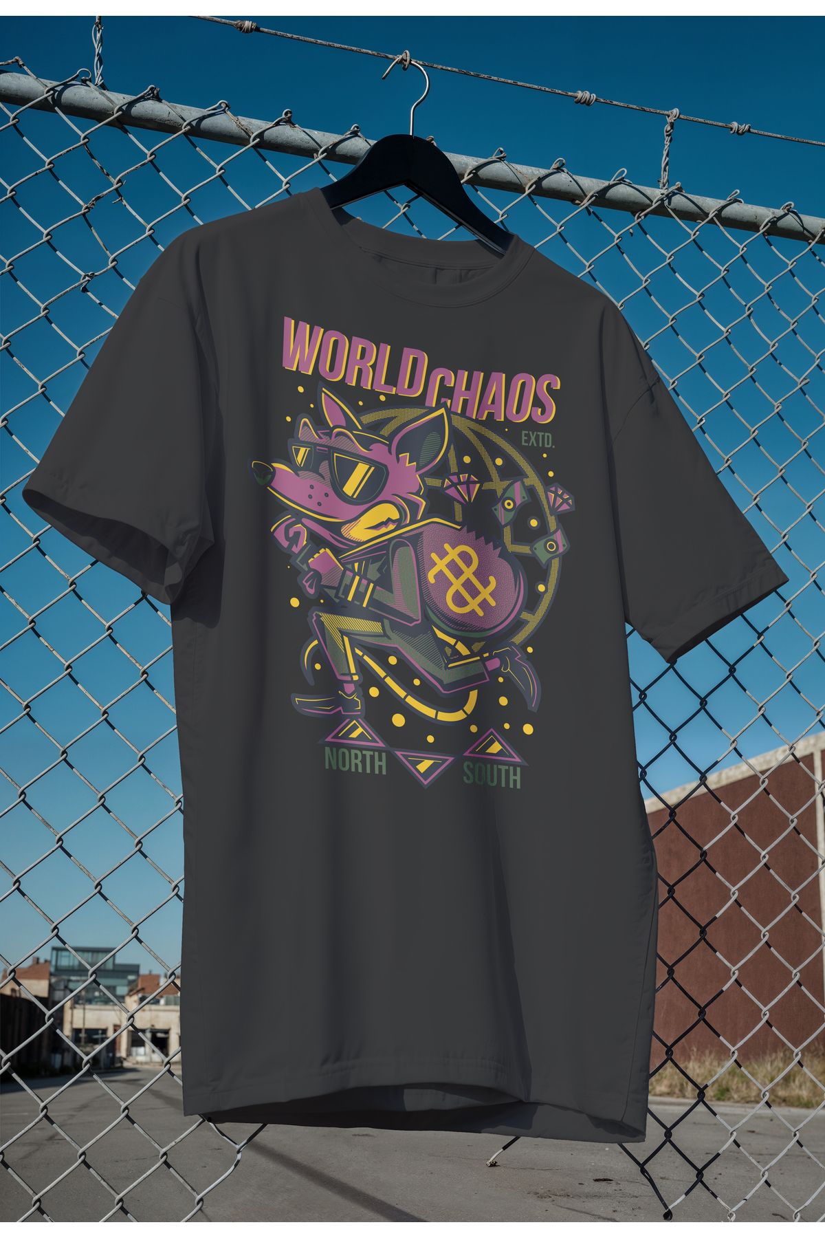mooodcase Unisex Oversize Siyah T-Shirt Bisiklet Yaka Kısa Kollu Pamuklu World Chaos Desenli