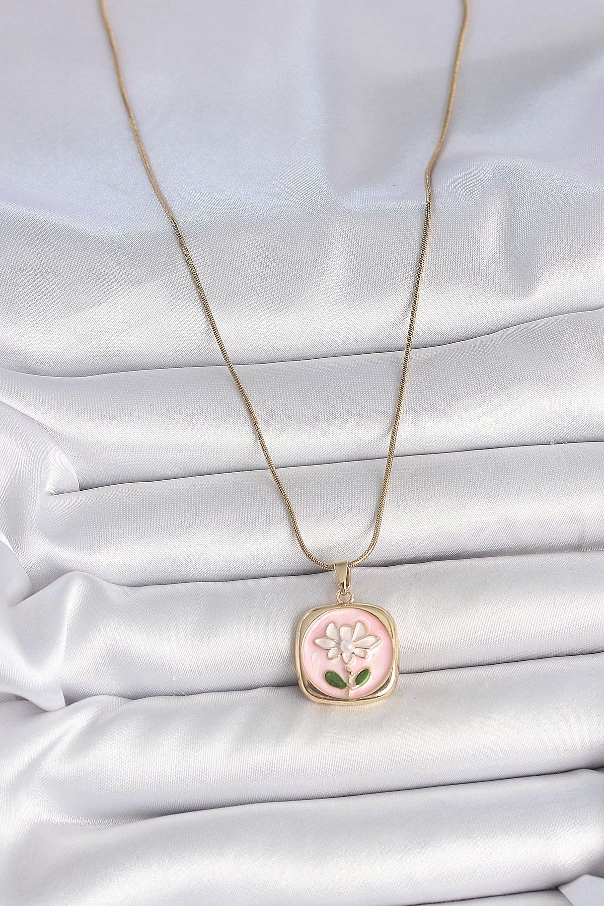 bamido 316l Çelik Gold Renk Zincir Pembe Papatya İşlemeli İnci Detay Kadın Kolye - Bamido