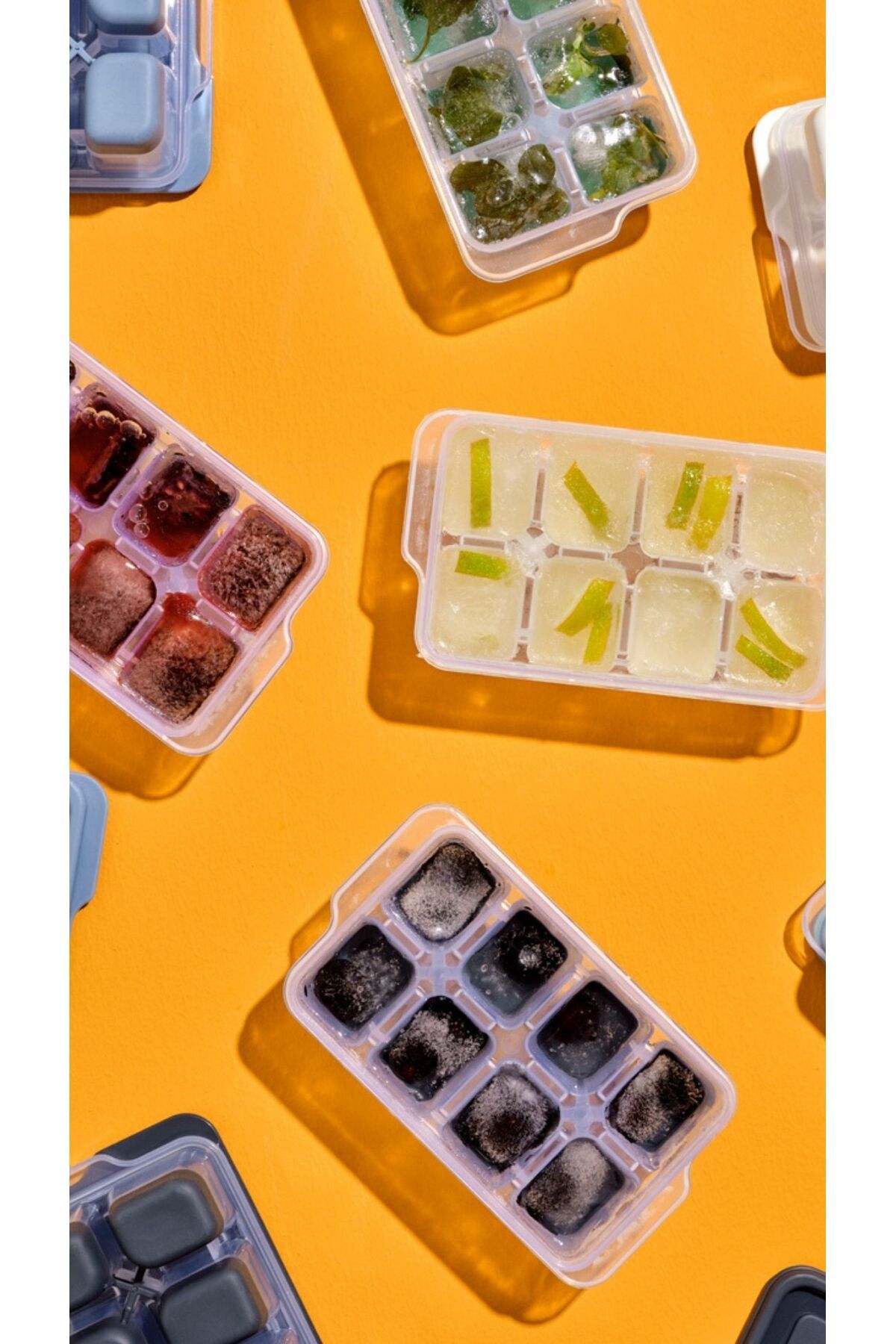 BAGER MARKET-2-Piece Mini Silicone Ice Mold - 8 Compartment Ice Cube Container - Easy to Use 3