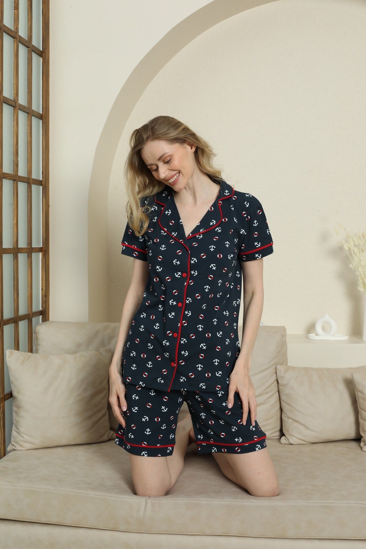 KAPİTEX Boydan Düğmeli Kısa Kollu Şortu Çapa Baskılı Lacivert Renk Pijama Takımı