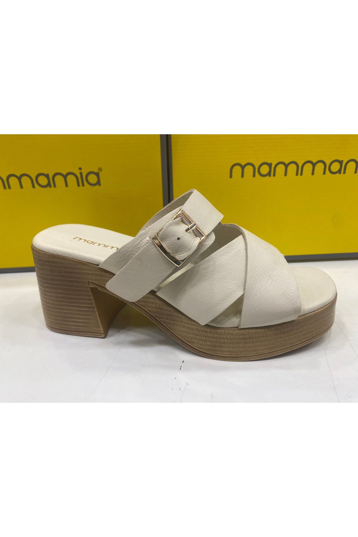 Mammamia D25YT-1200 Kadın Hakiki Deri Topuklu Terlik krem
