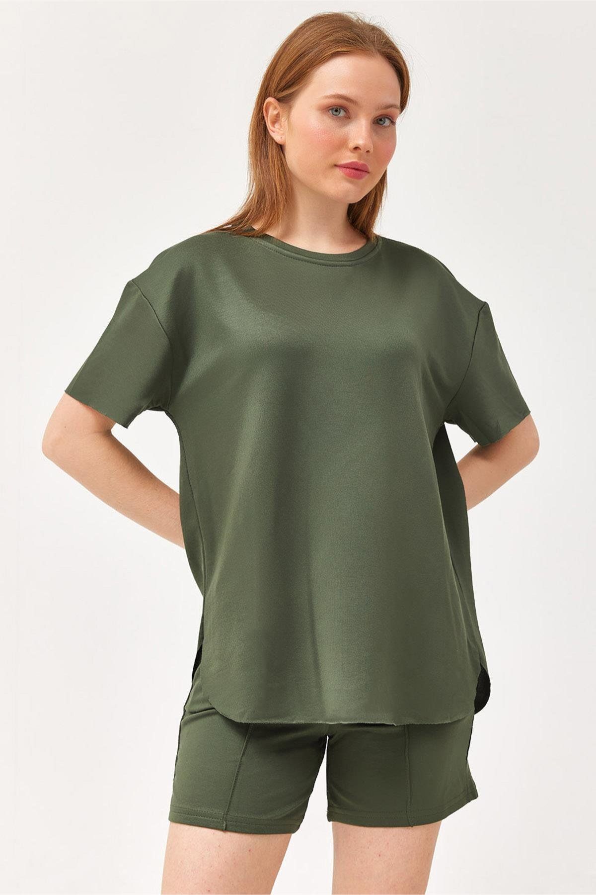 İKLİM LİFE Üst Oval Tshirt Alt Çımalı Cepli Şort Takım